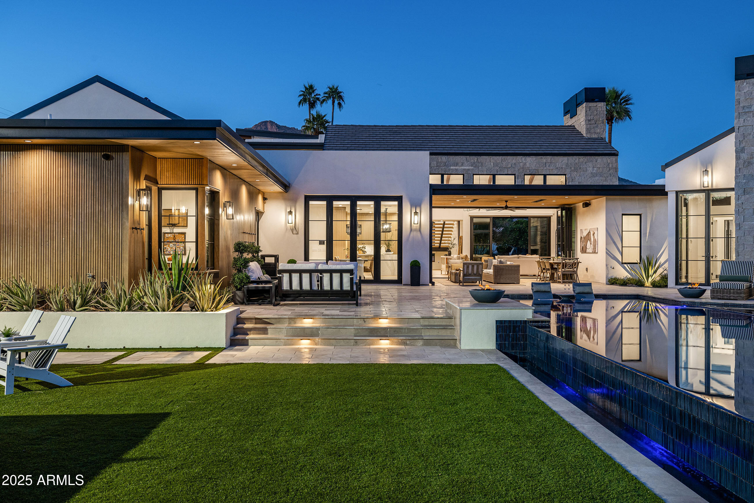 5715 E MONTEROSA Street