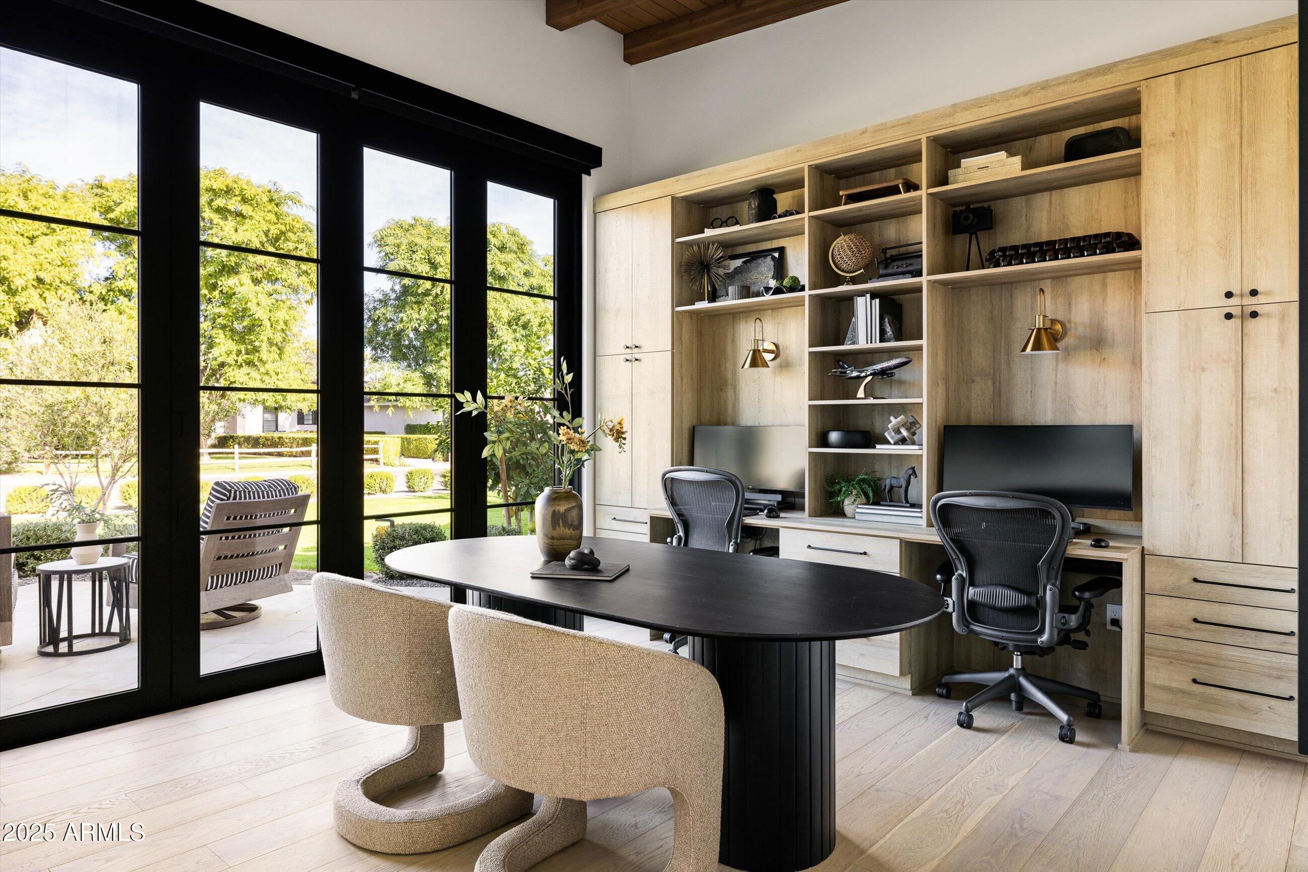 5715 E MONTEROSA Street