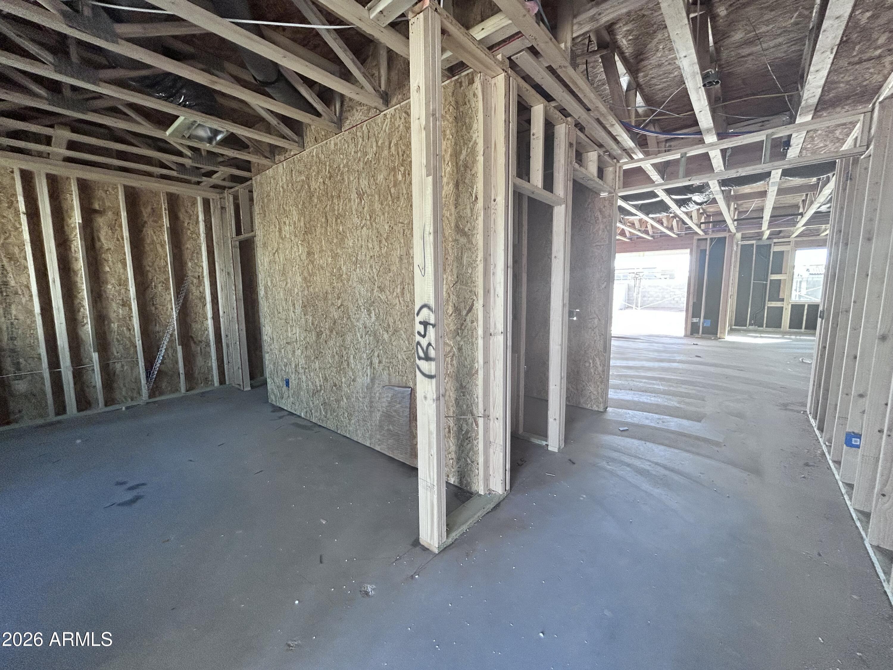 2683 E HOMESTEADER Road