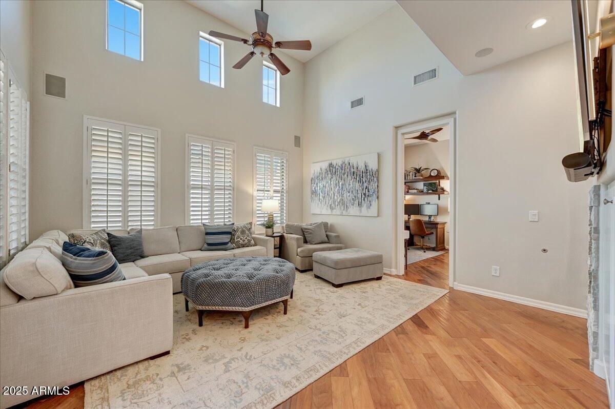 9262 E Horseshoe Bend Drive