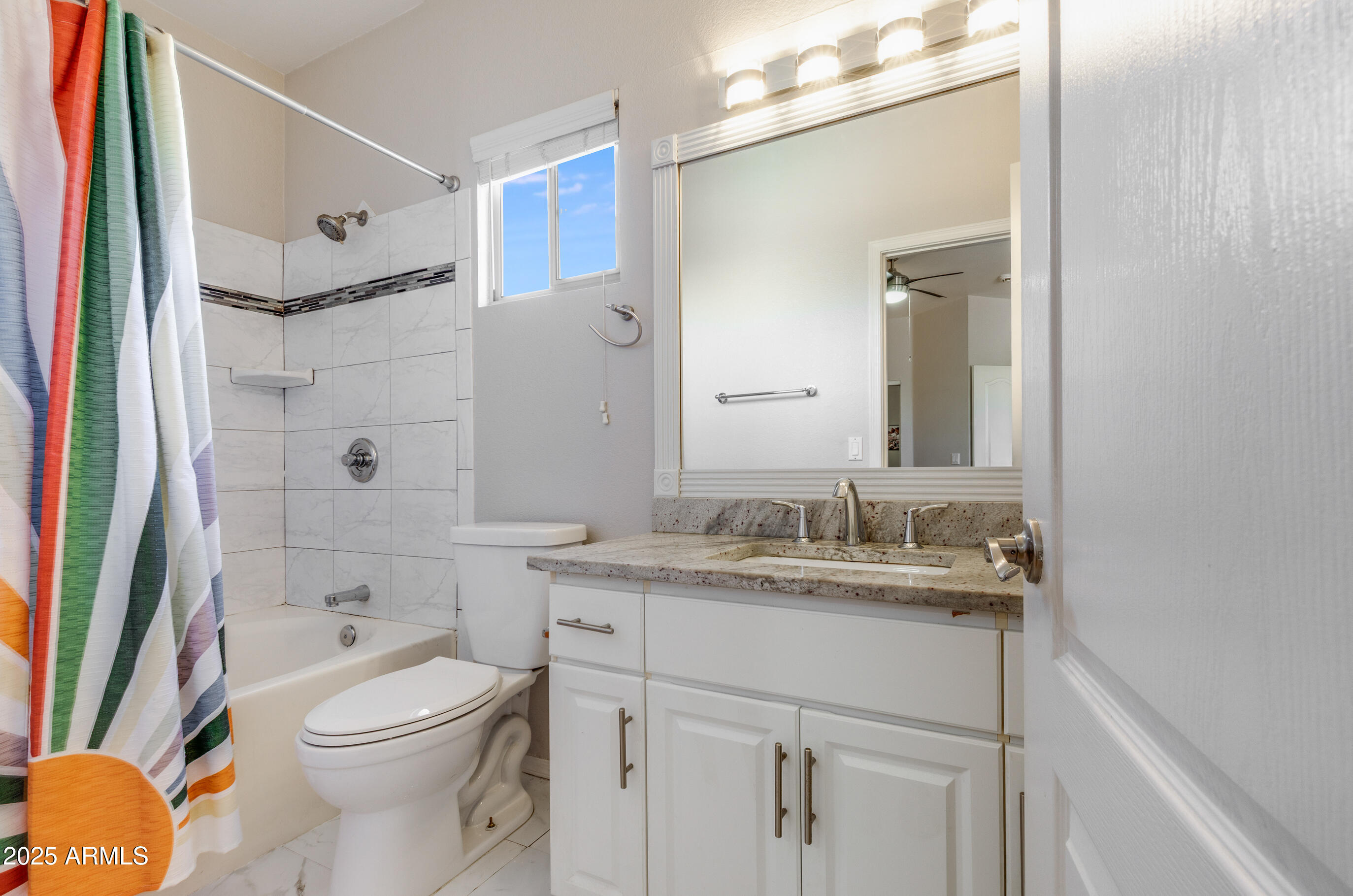 1411 E ORANGEWOOD Avenue 239