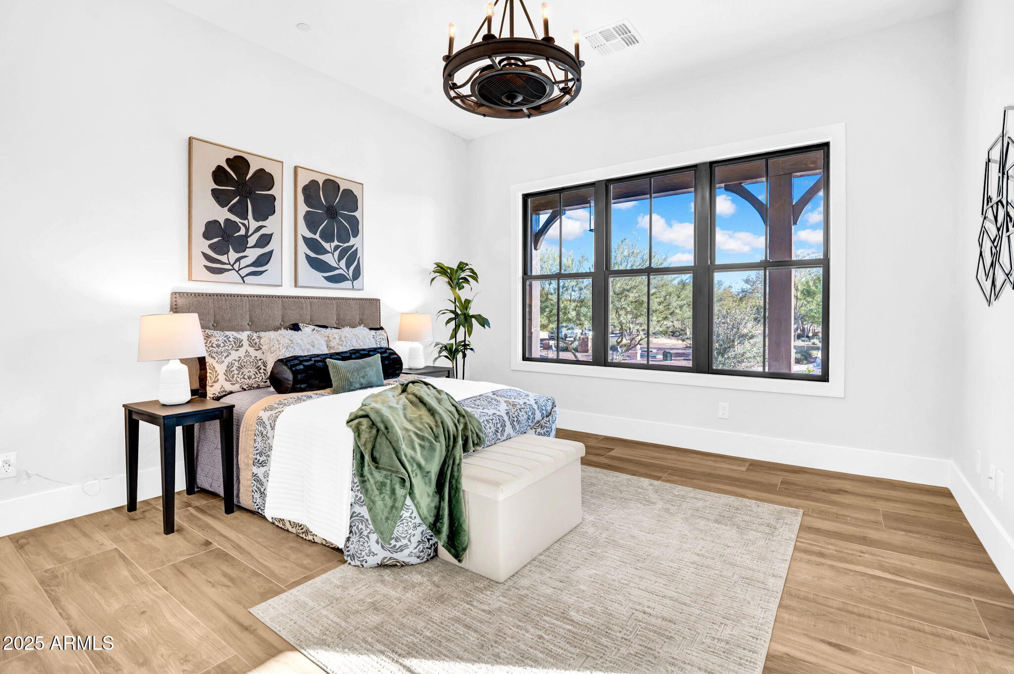 21071 W CANYON Drive