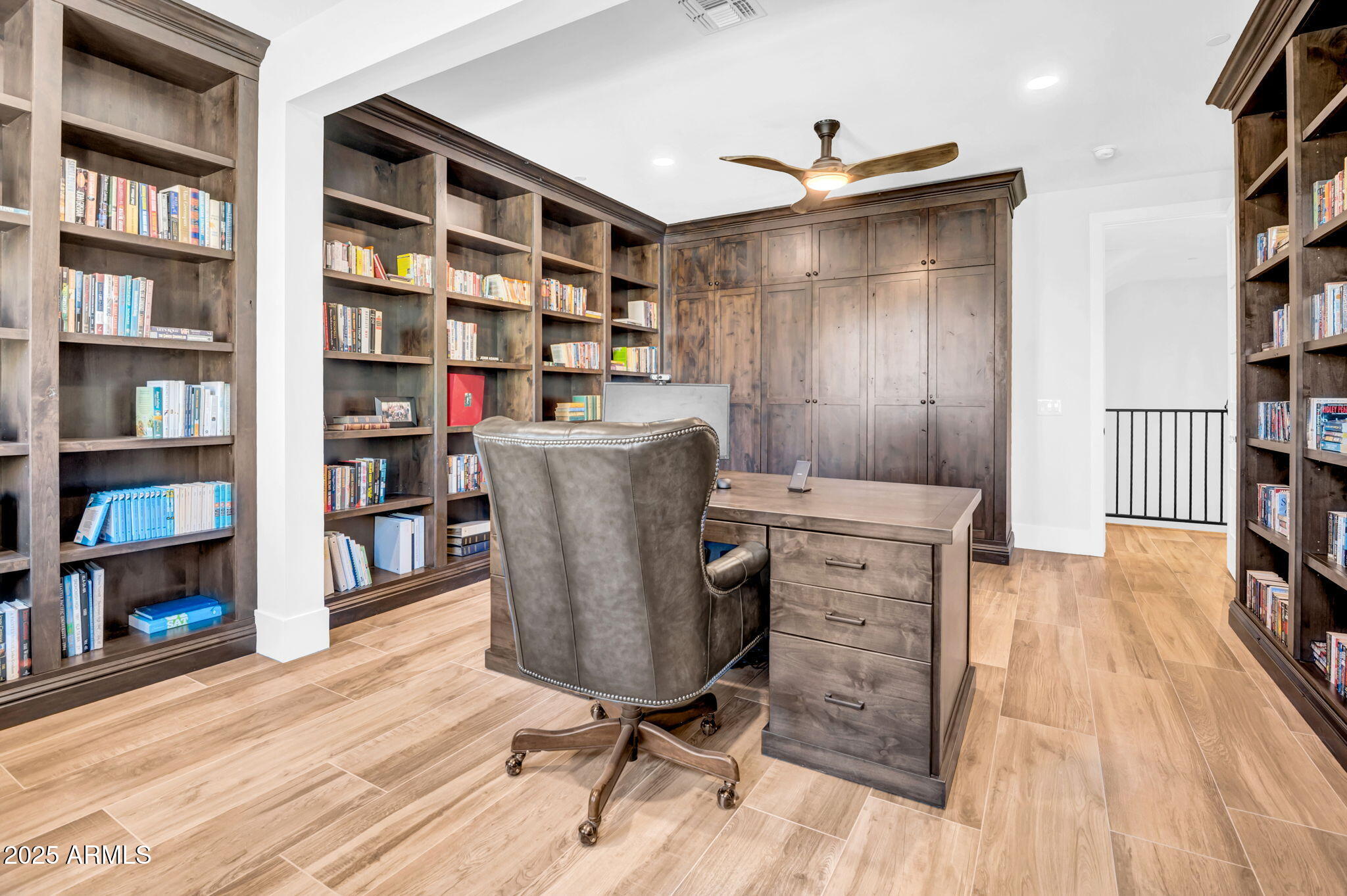 21071 W CANYON Drive