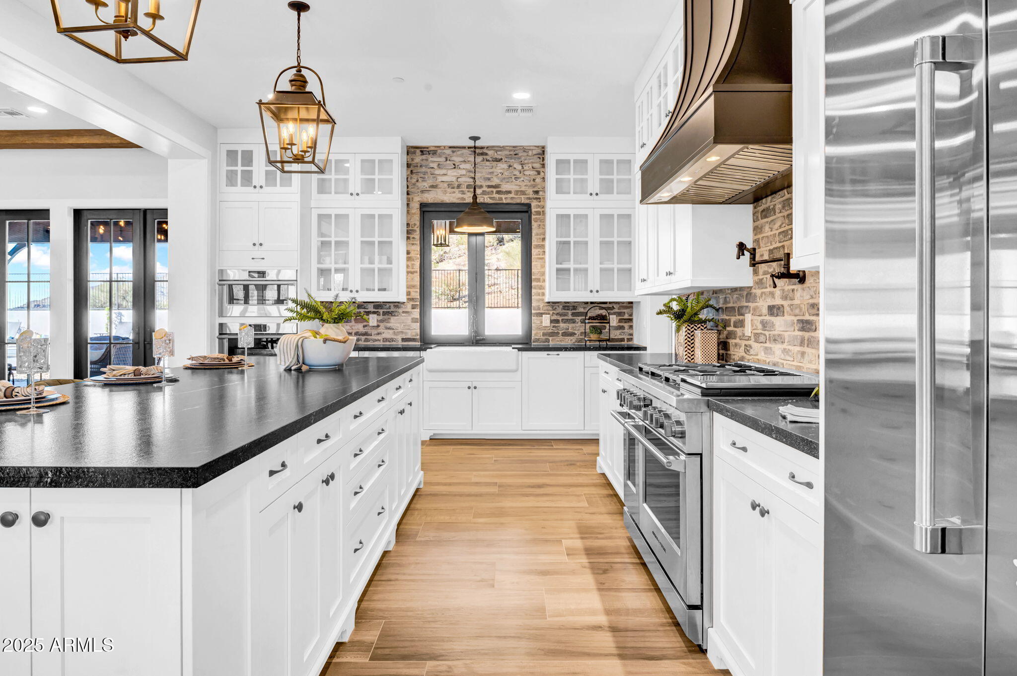 21071 W CANYON Drive