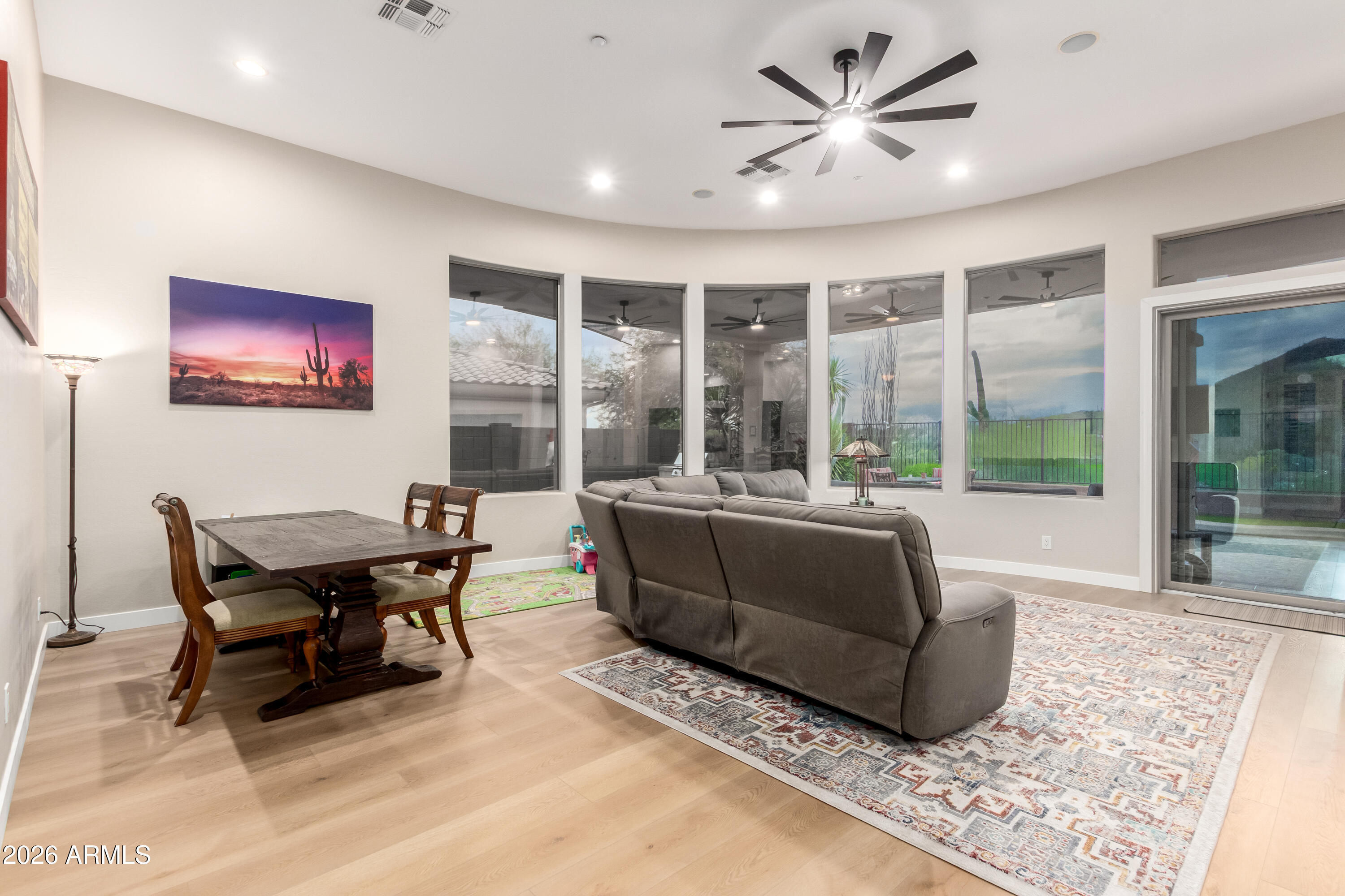 2302 W HAZELHURST Drive