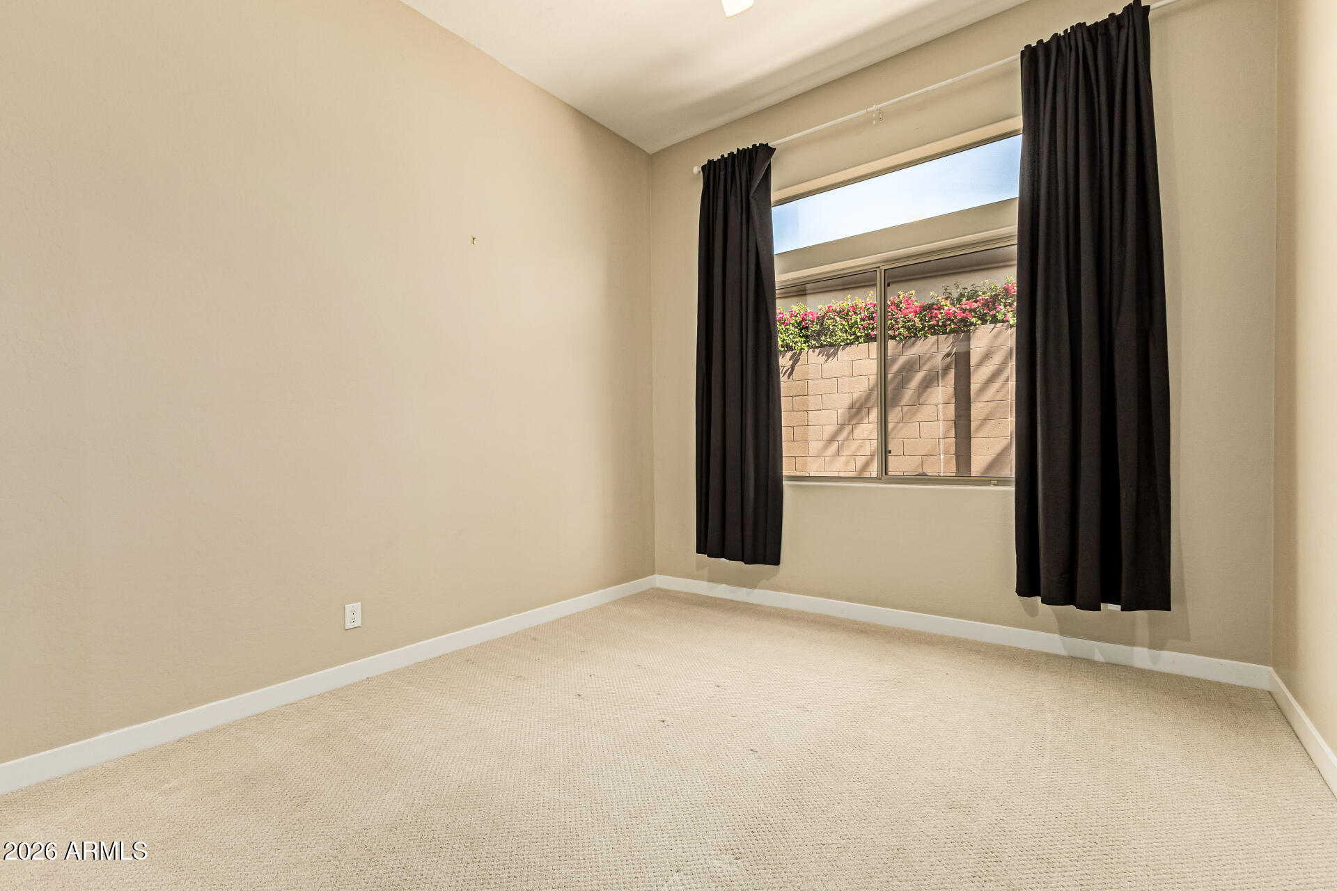 2302 W HAZELHURST Drive