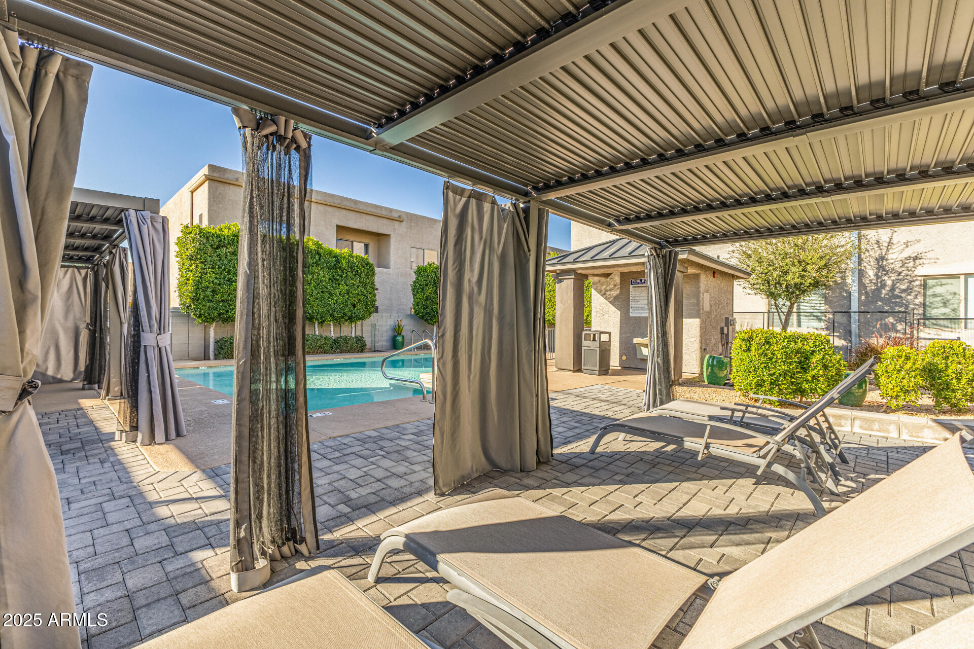 2315 E PINCHOT Avenue 113