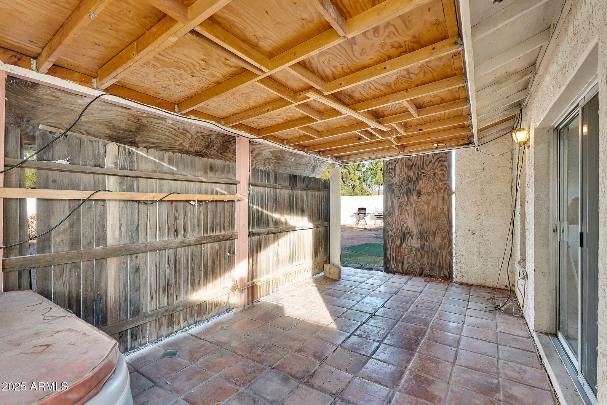 2812 E CONCHO Avenue