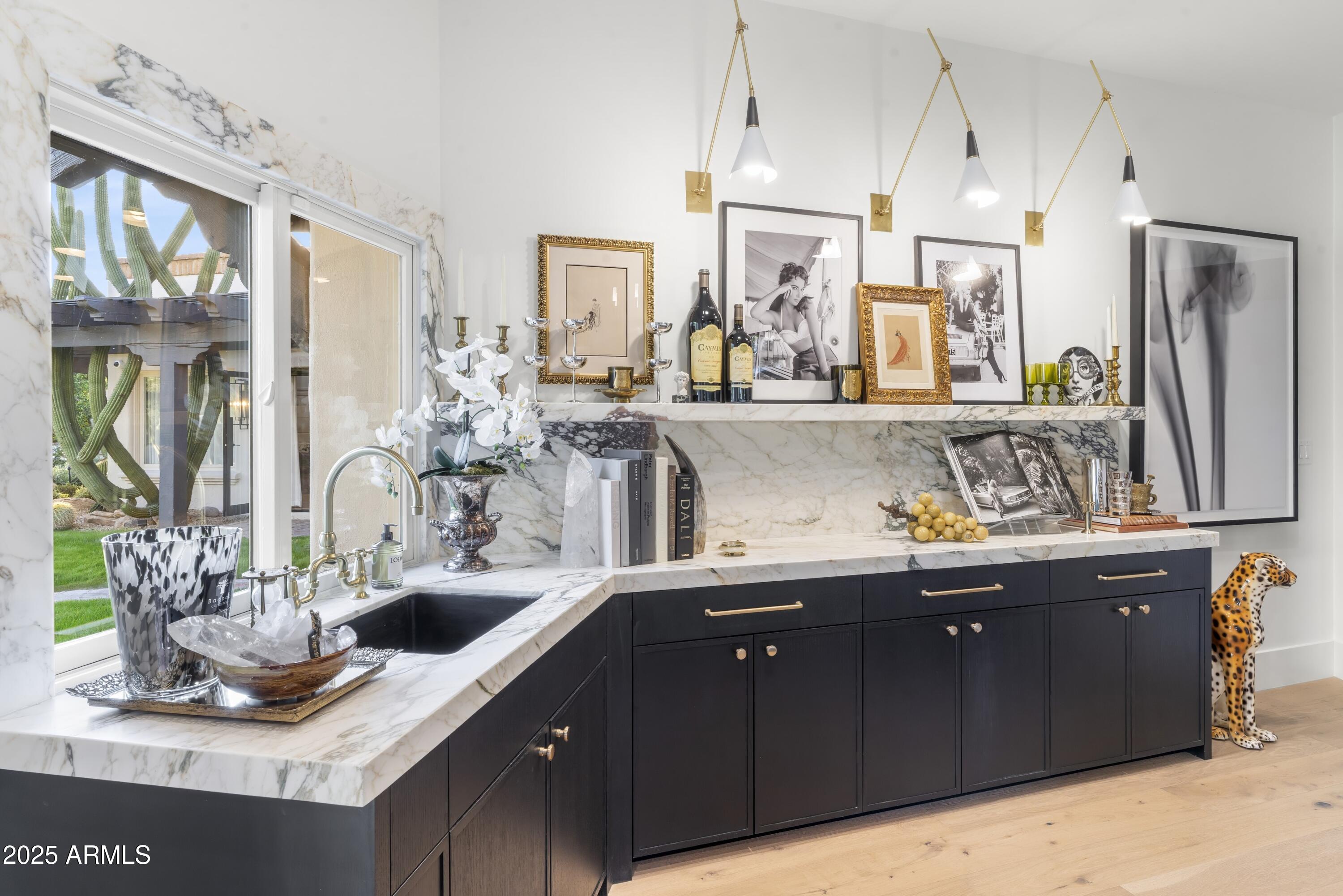 8119 E FOOTHILLS Drive