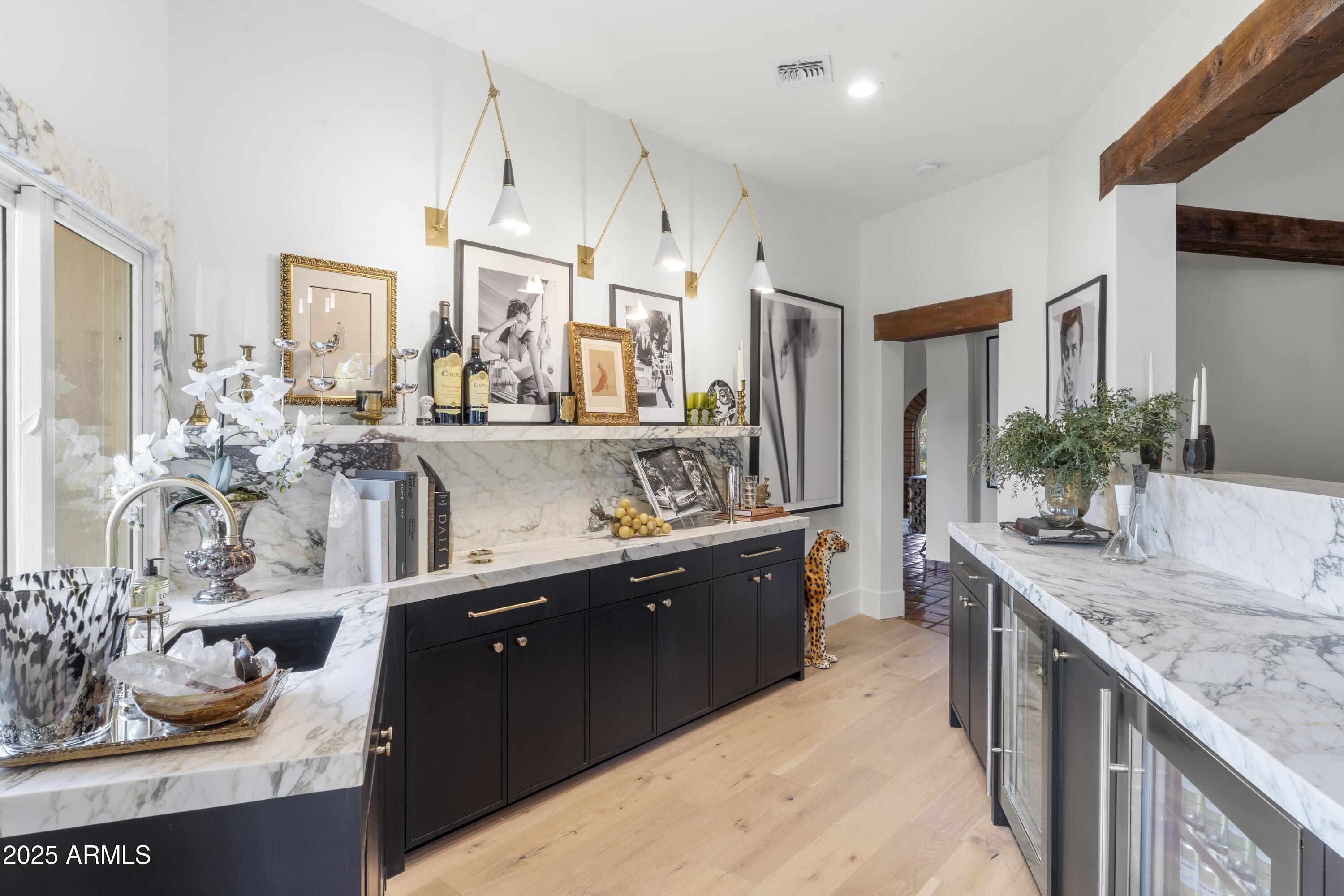 8119 E FOOTHILLS Drive