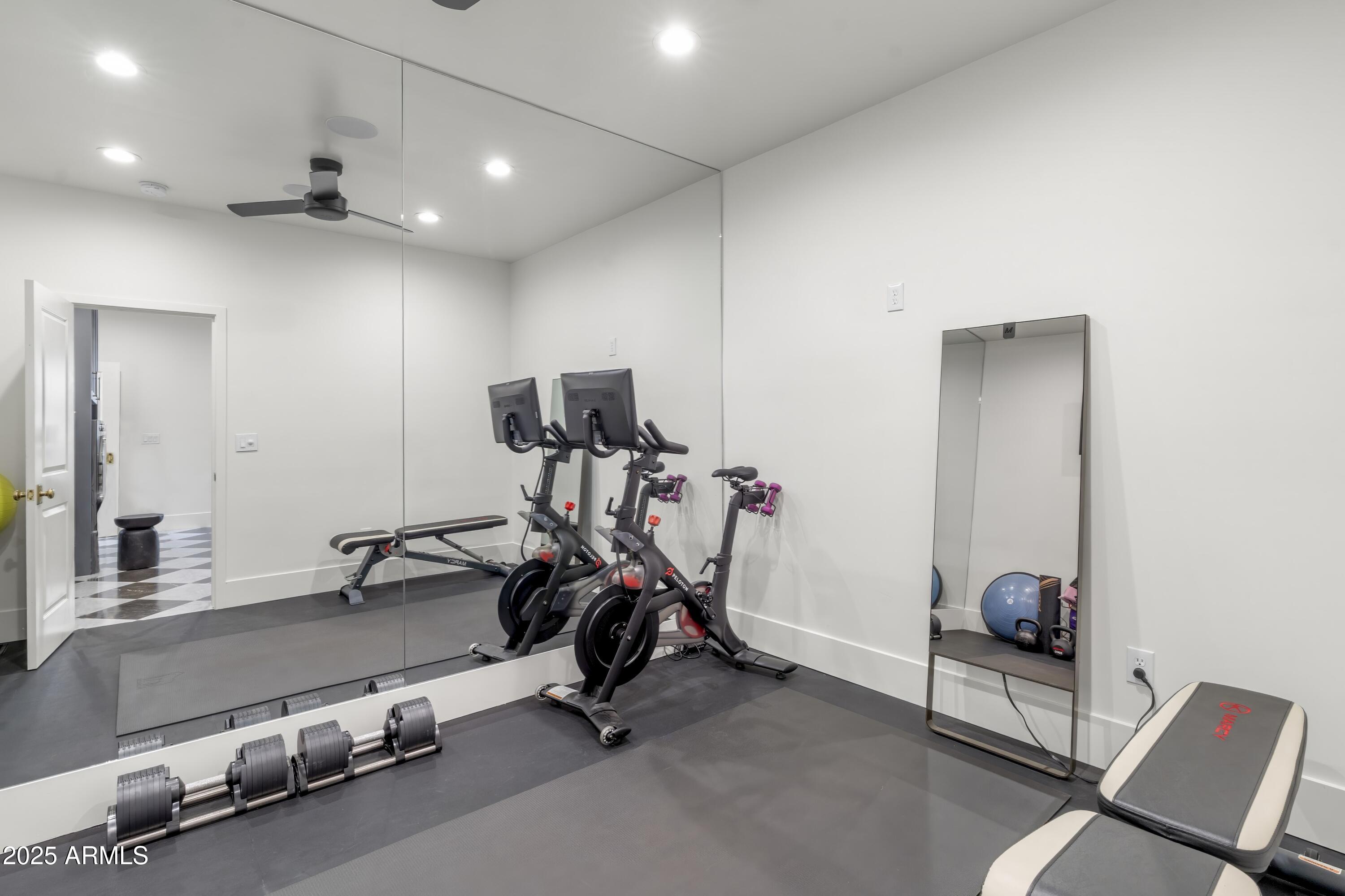 8119 E FOOTHILLS Drive