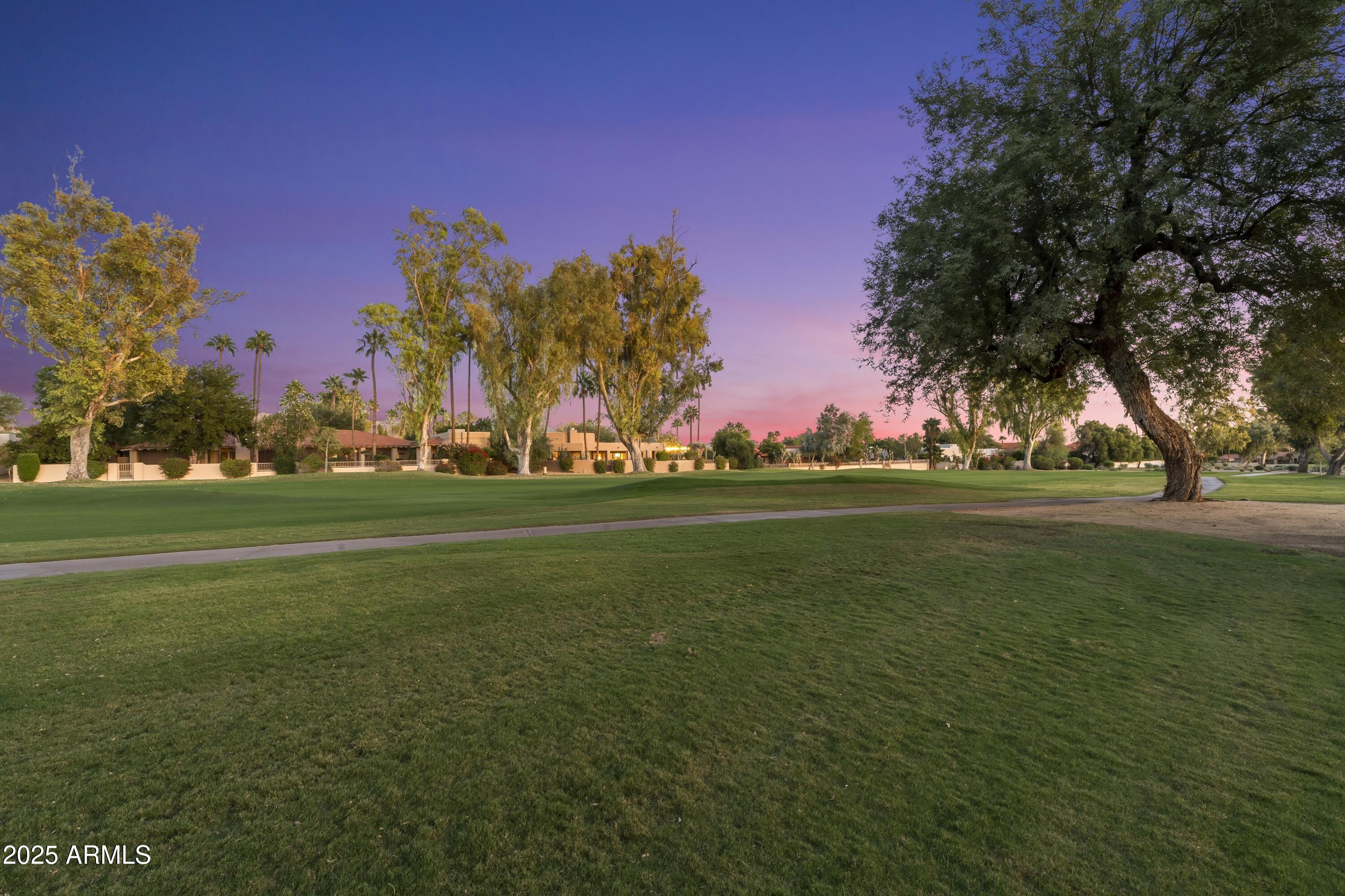 8119 E FOOTHILLS Drive