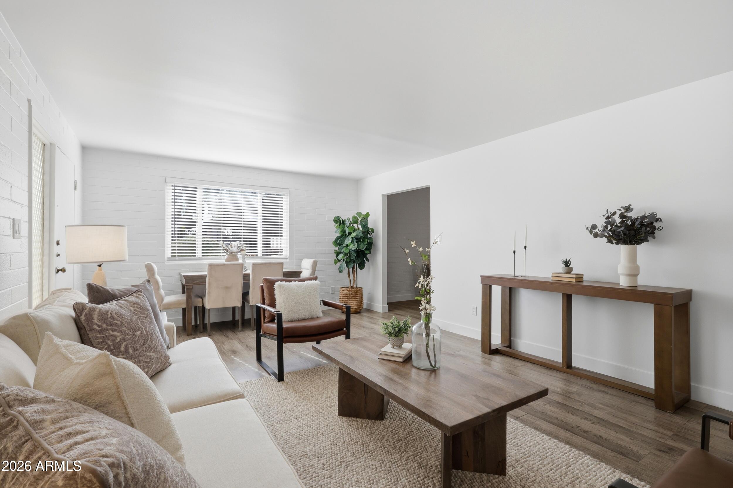 4102 E CALLE REDONDA 43