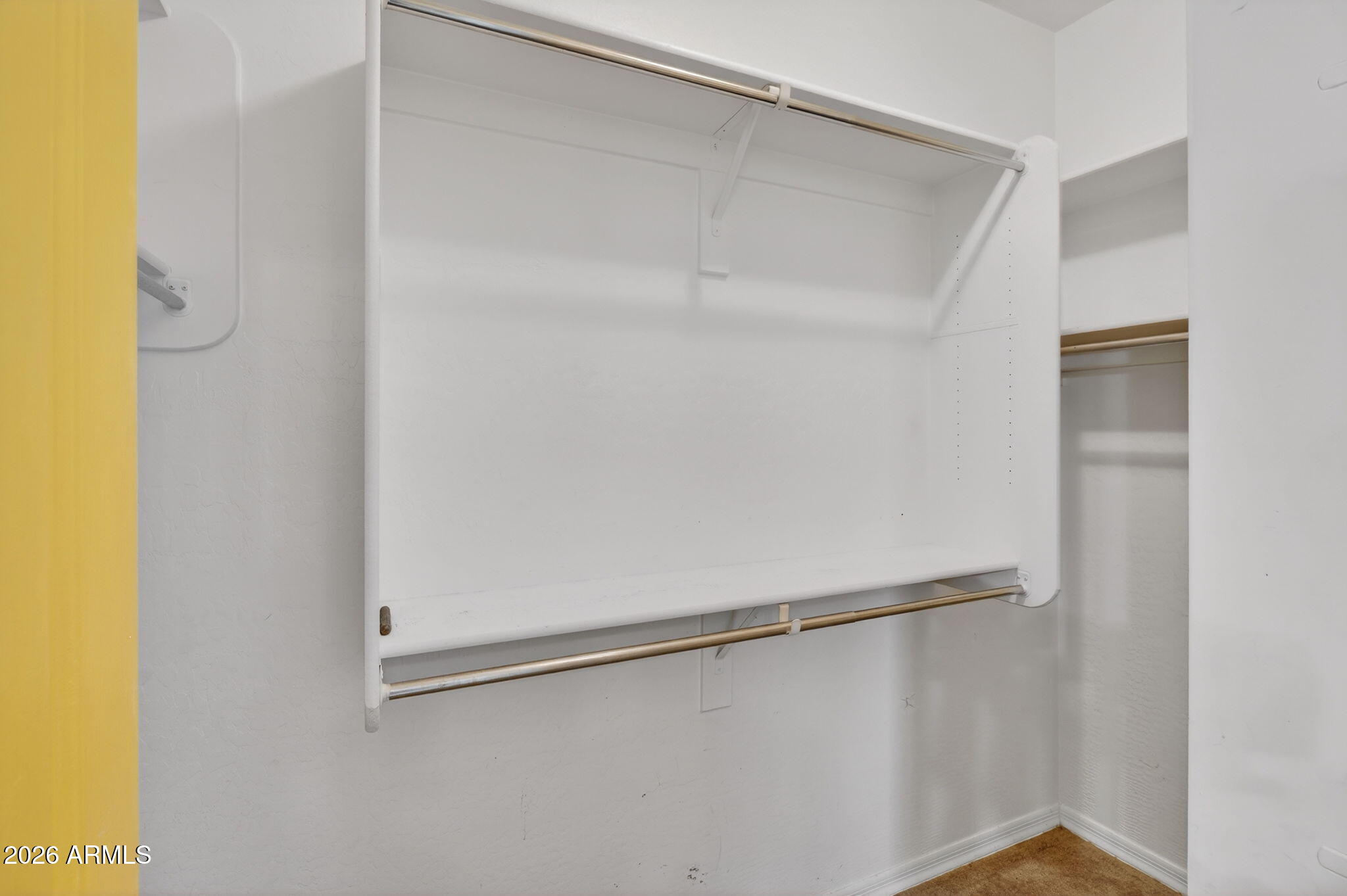 4167 E RAVENSWOOD Drive