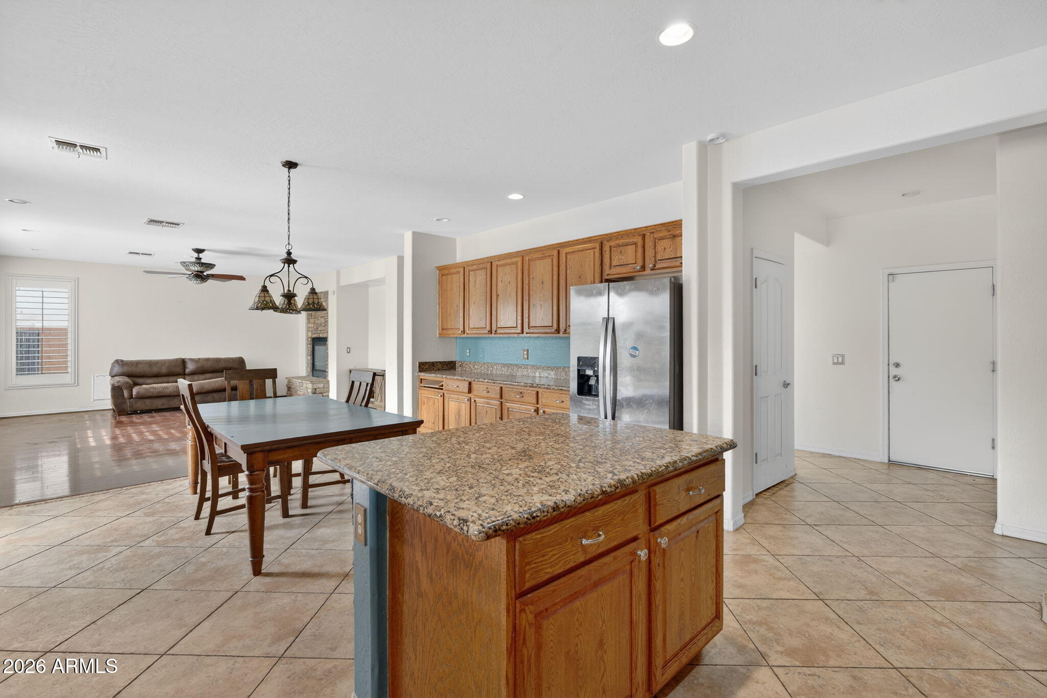 4167 E RAVENSWOOD Drive