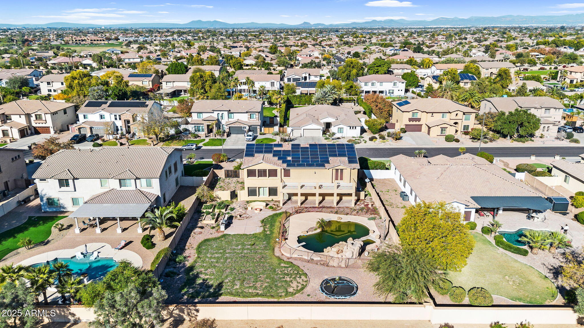 4167 E RAVENSWOOD Drive