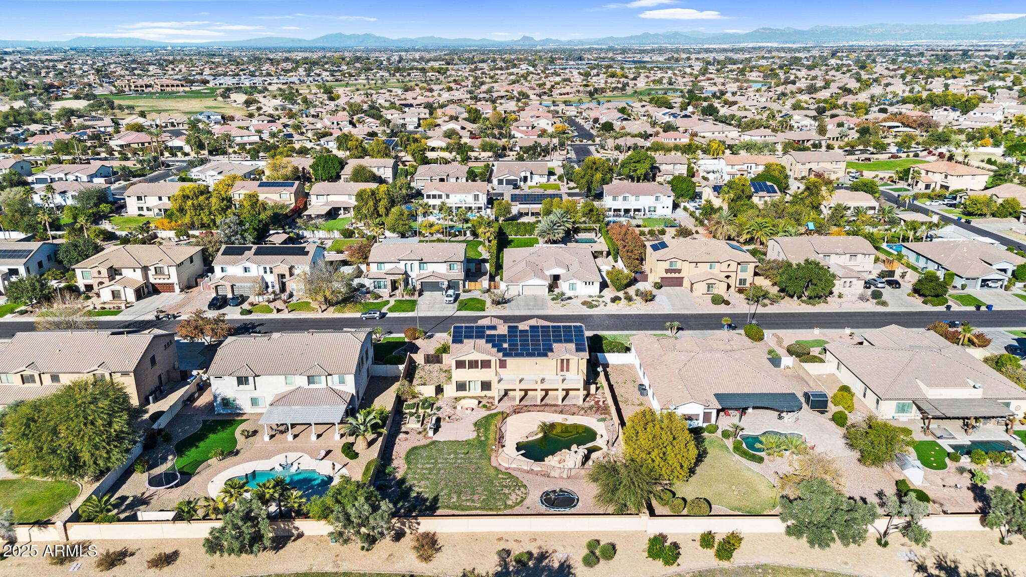 4167 E RAVENSWOOD Drive