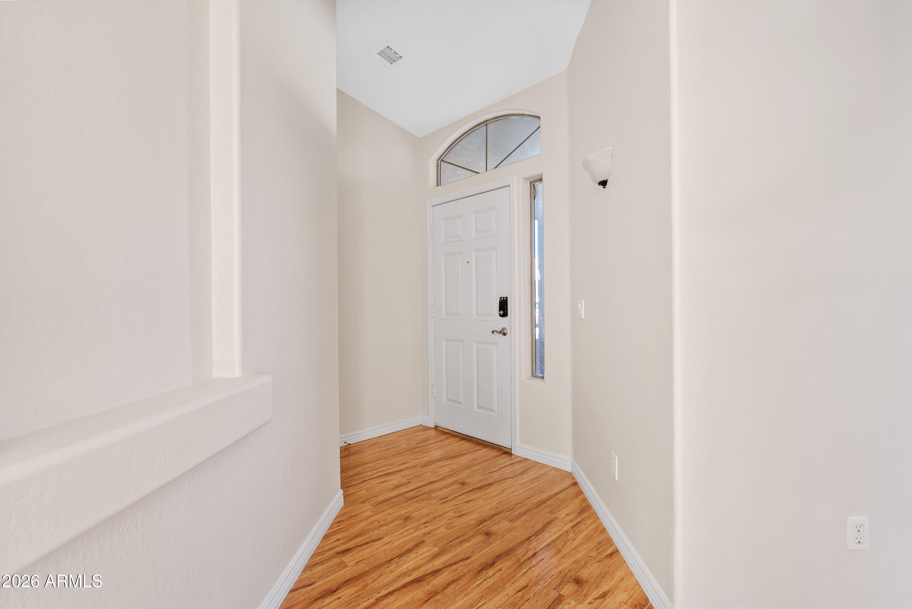 1932 N MESA Drive Unit: 33