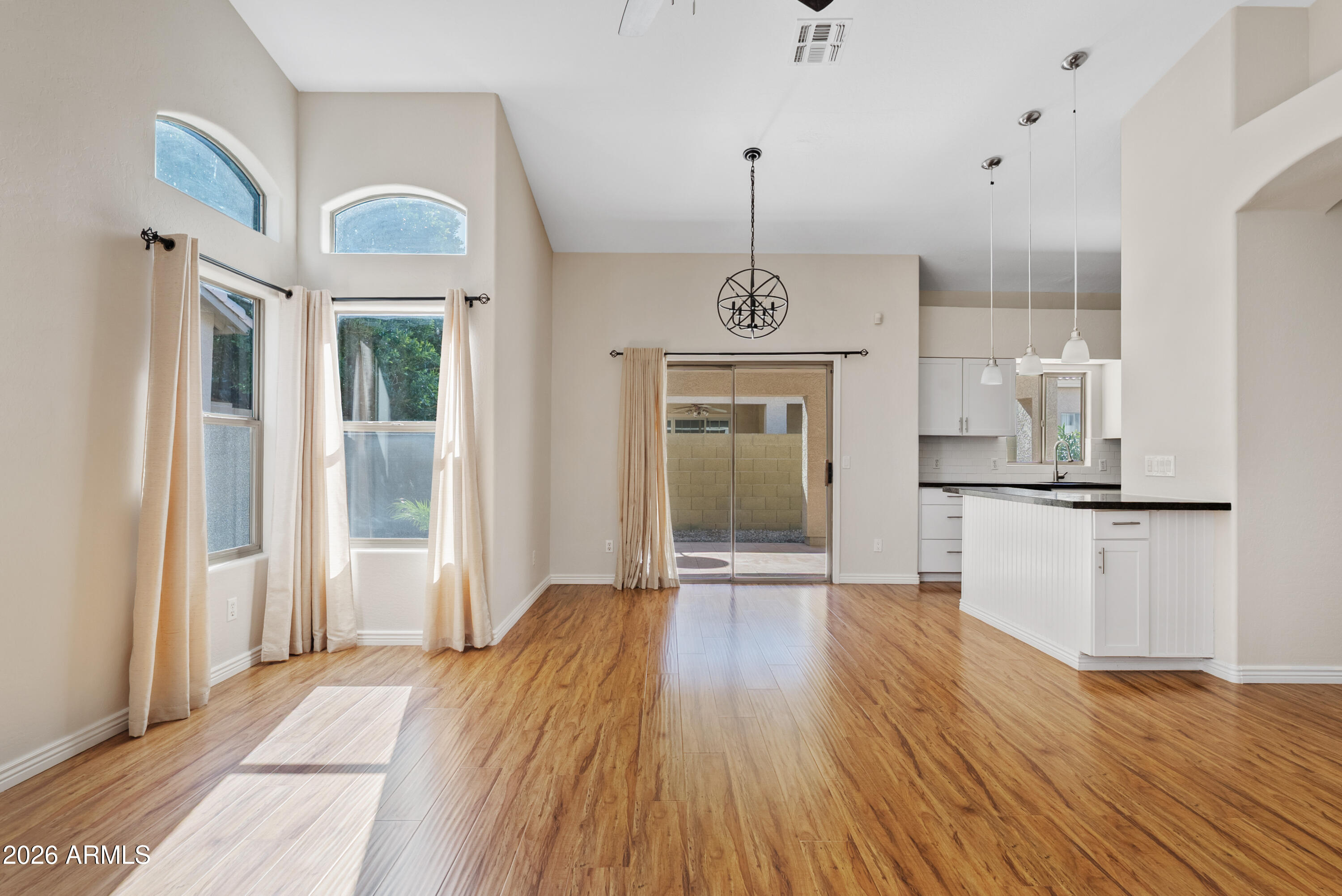 1932 N MESA Drive Unit: 33