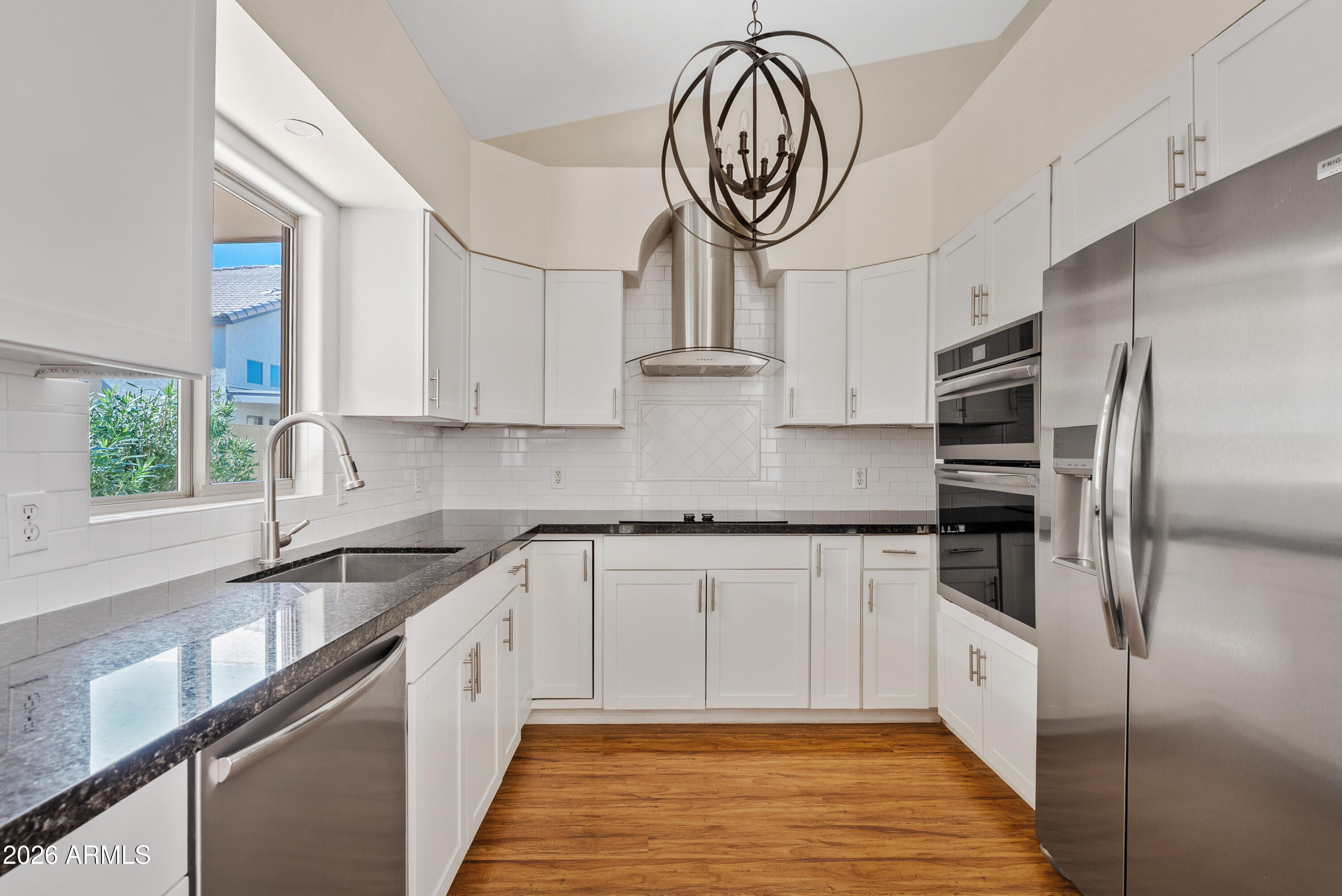 1932 N MESA Drive Unit: 33