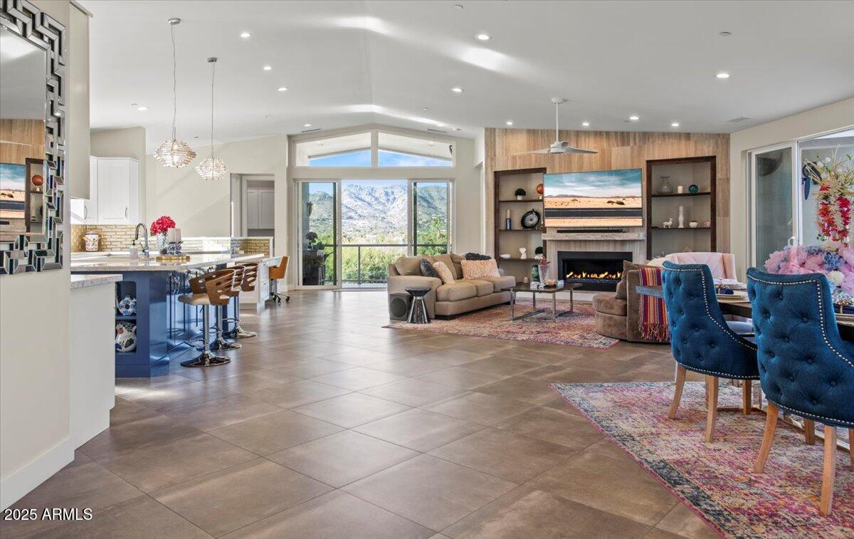 4830 E Mcdonald Drive