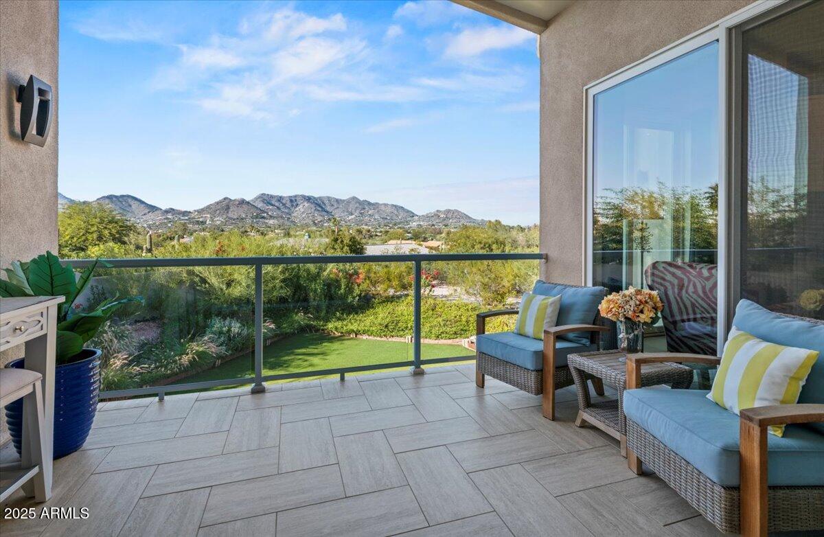 4830 E Mcdonald Drive