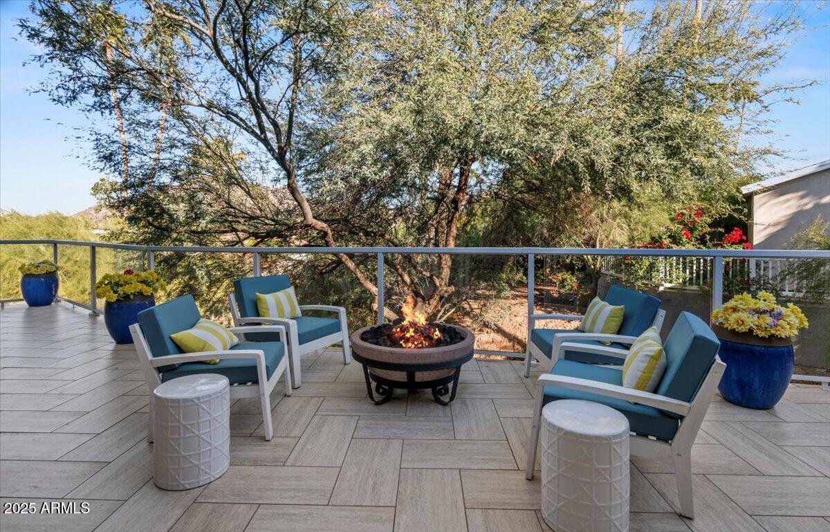 4830 E Mcdonald Drive