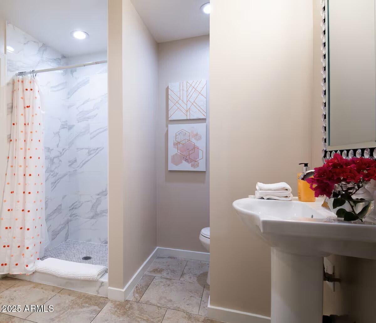 4830 E Mcdonald Drive