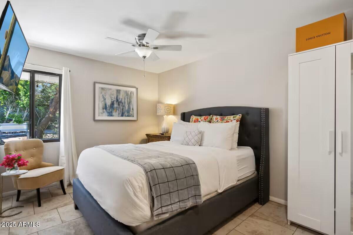 4830 E Mcdonald Drive