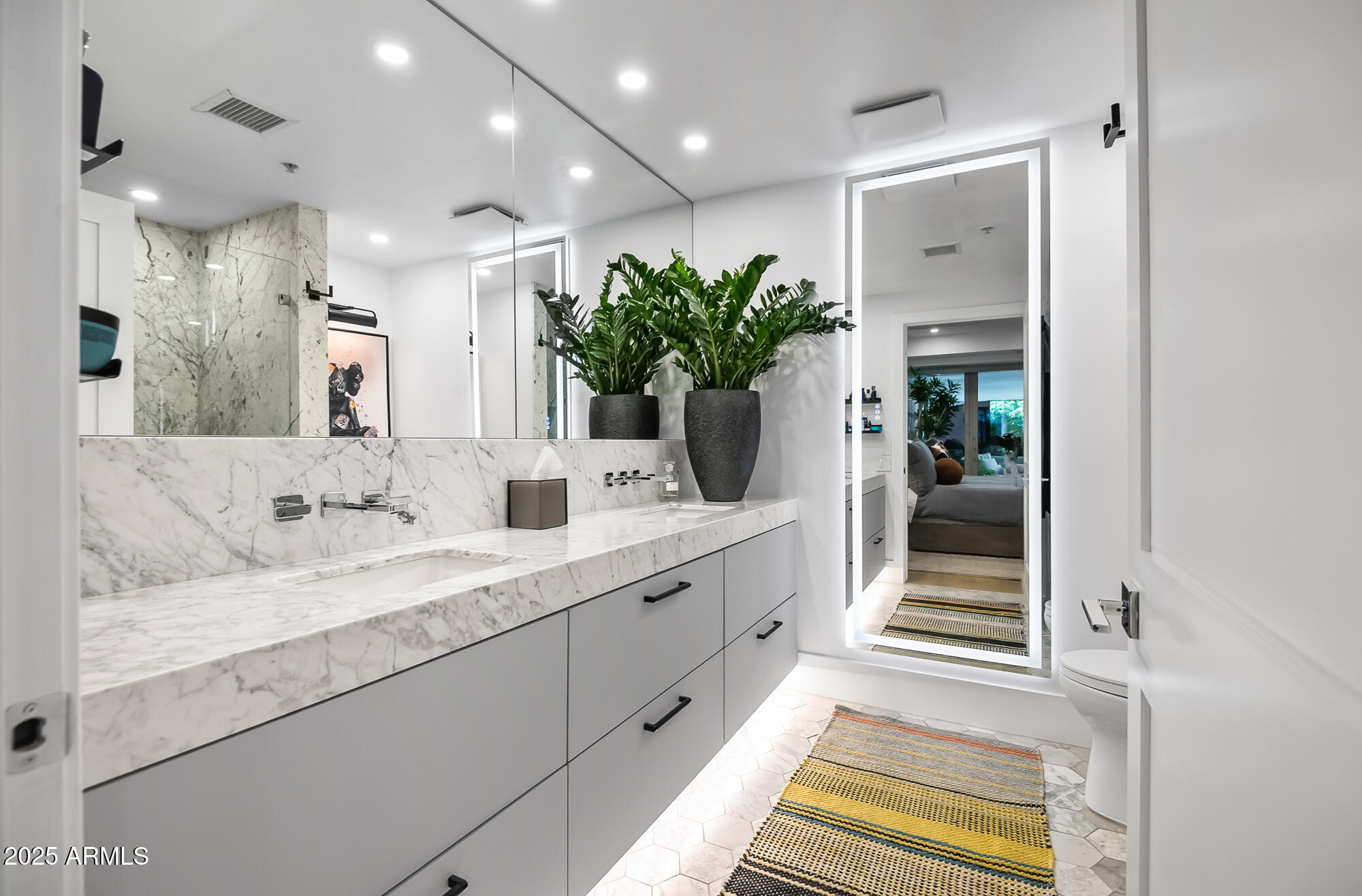 7167 E RANCHO VISTA Drive 3002