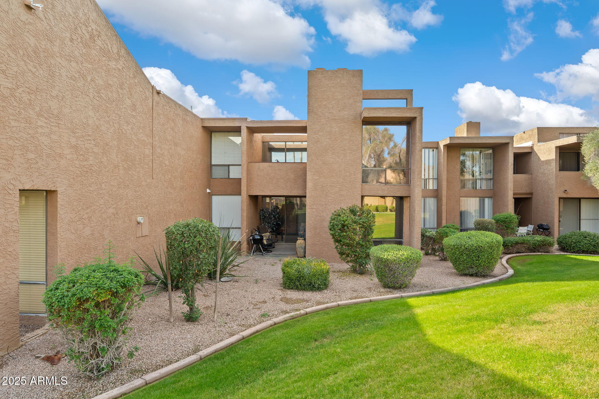 7401 N SCOTTSDALE Road 24