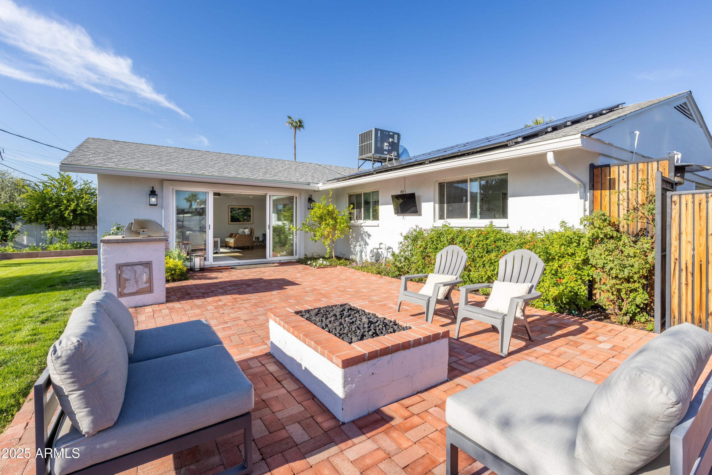 1129 W Georgia Avenue