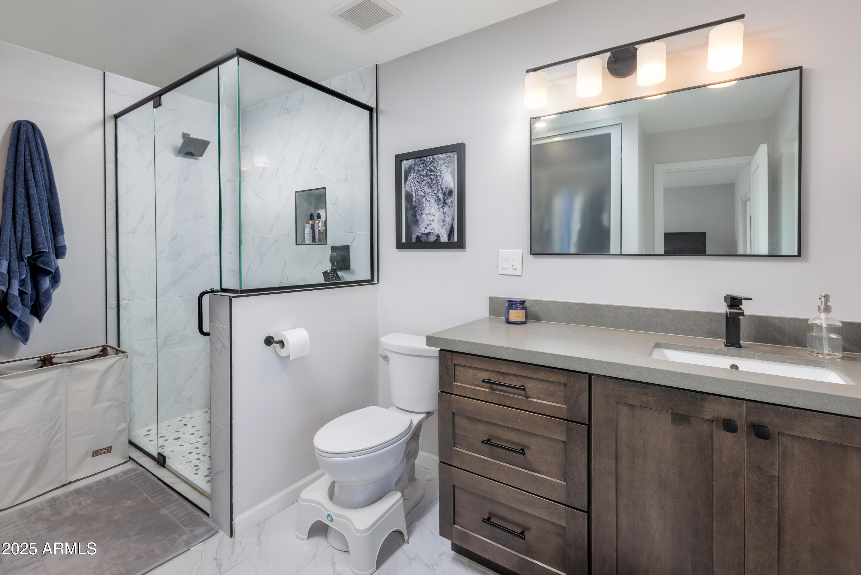 1129 W Georgia Avenue