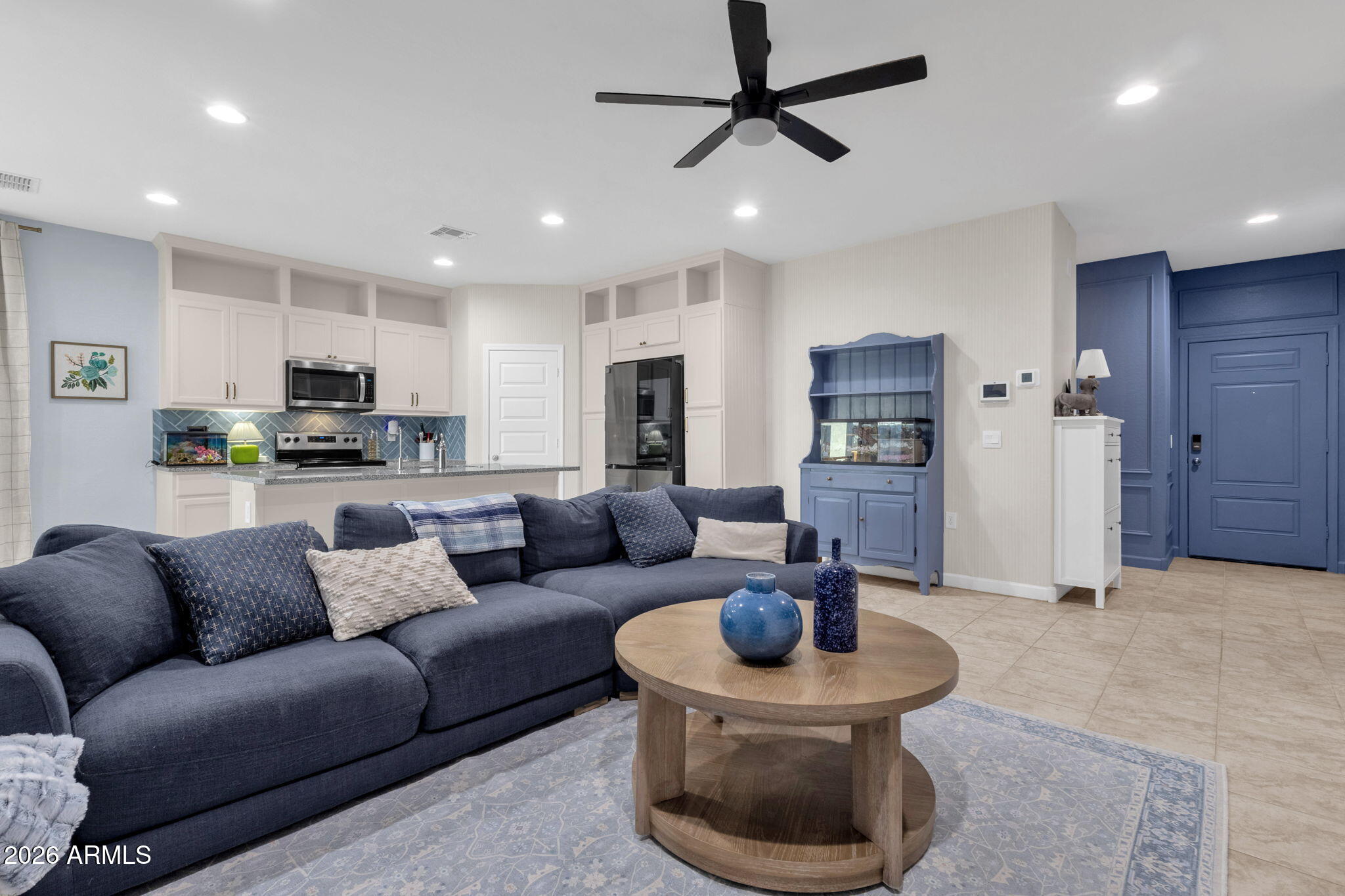 2532 W Shanley Avenue