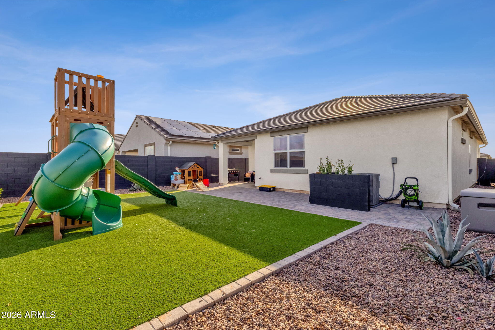 2532 W Shanley Avenue