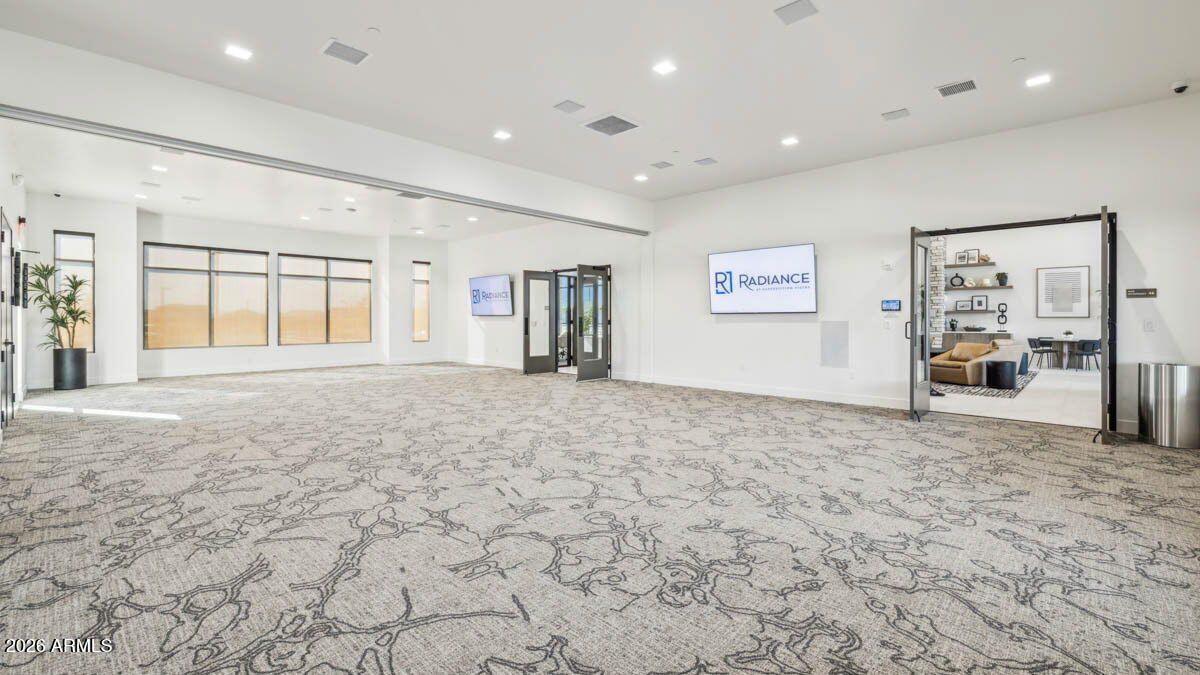 2532 W Shanley Avenue