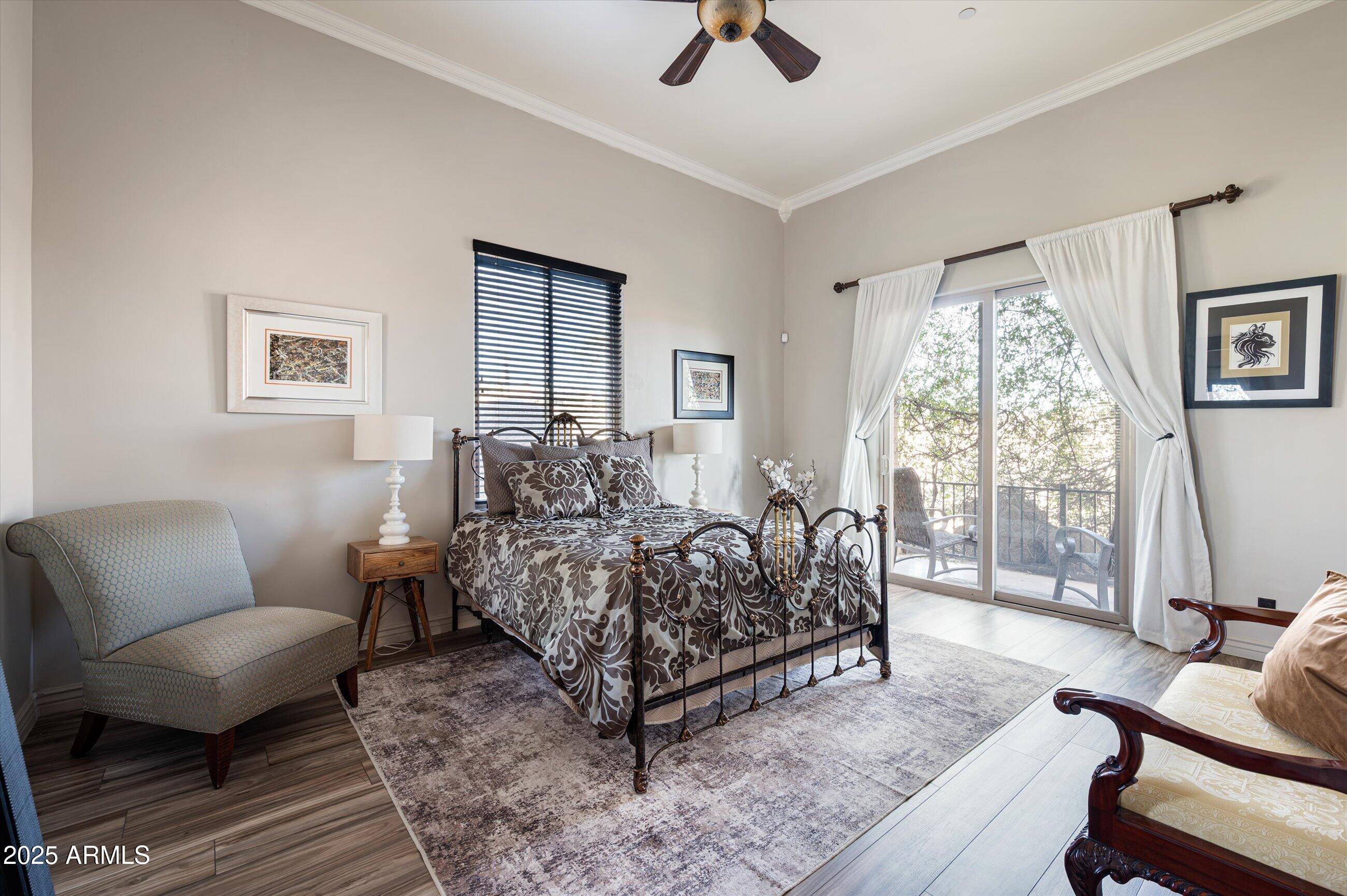 10638 E HEDGEHOG Place