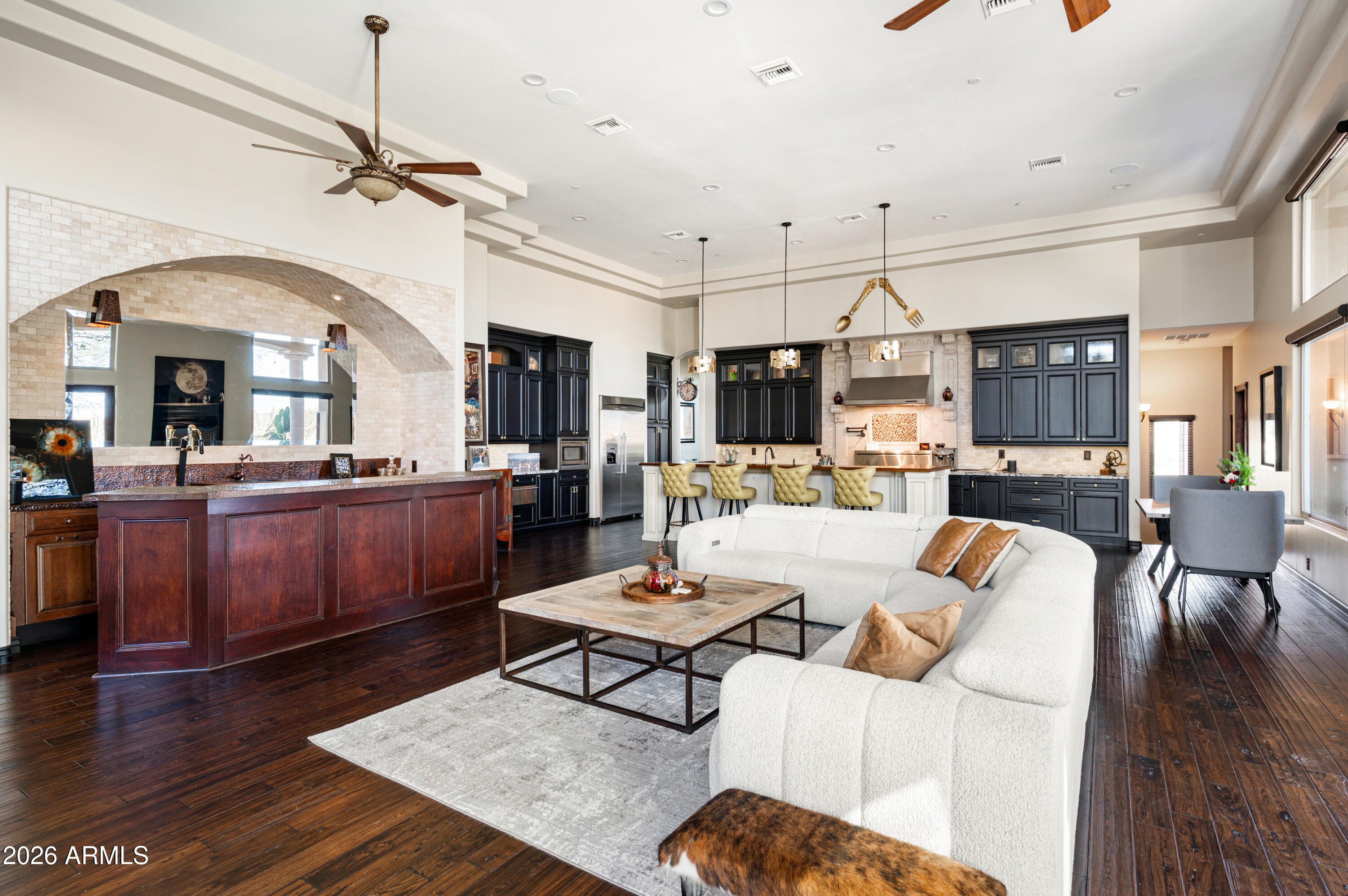 10638 E HEDGEHOG Place