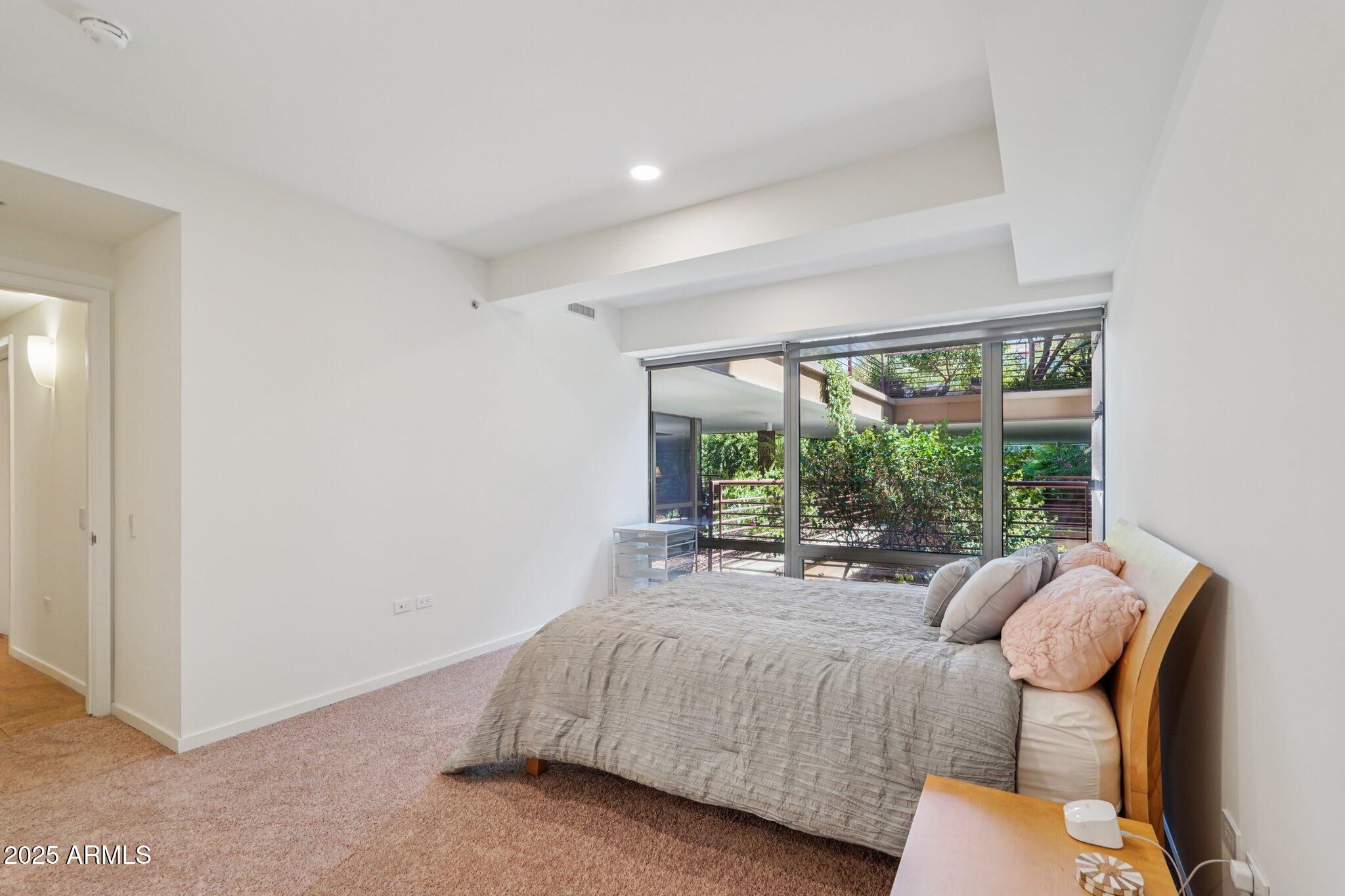 7161 E RANCHO VISTA Drive 2002