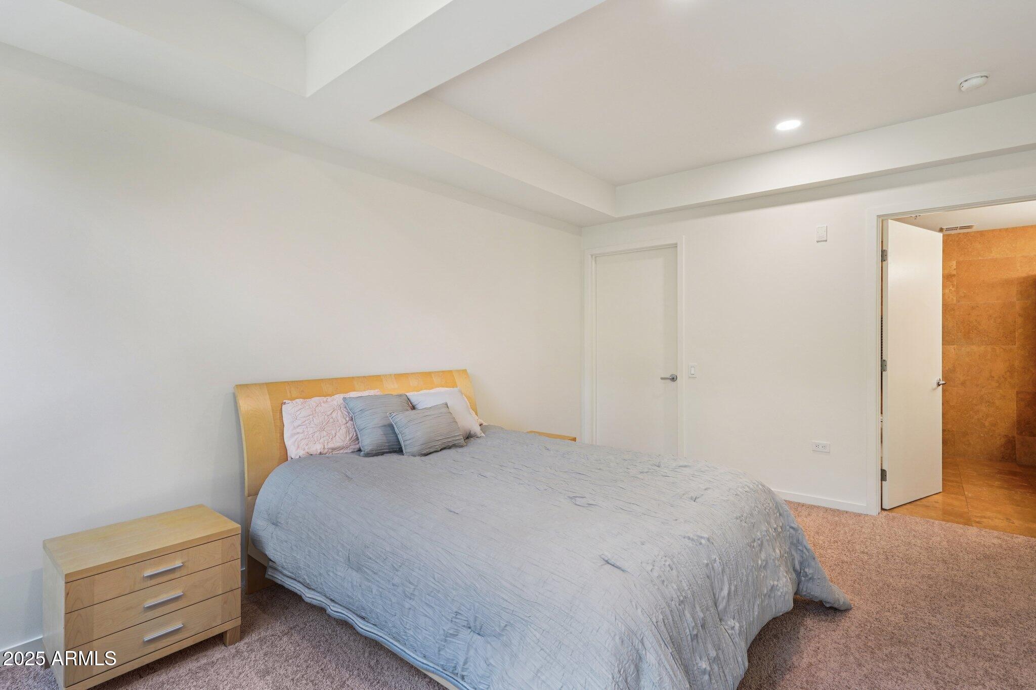 7161 E RANCHO VISTA Drive 2002