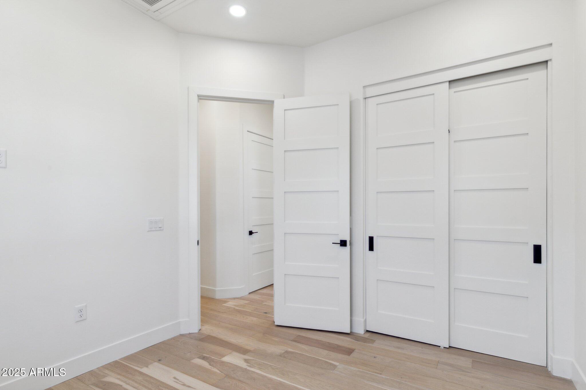 1501 N MILLER Road 1016