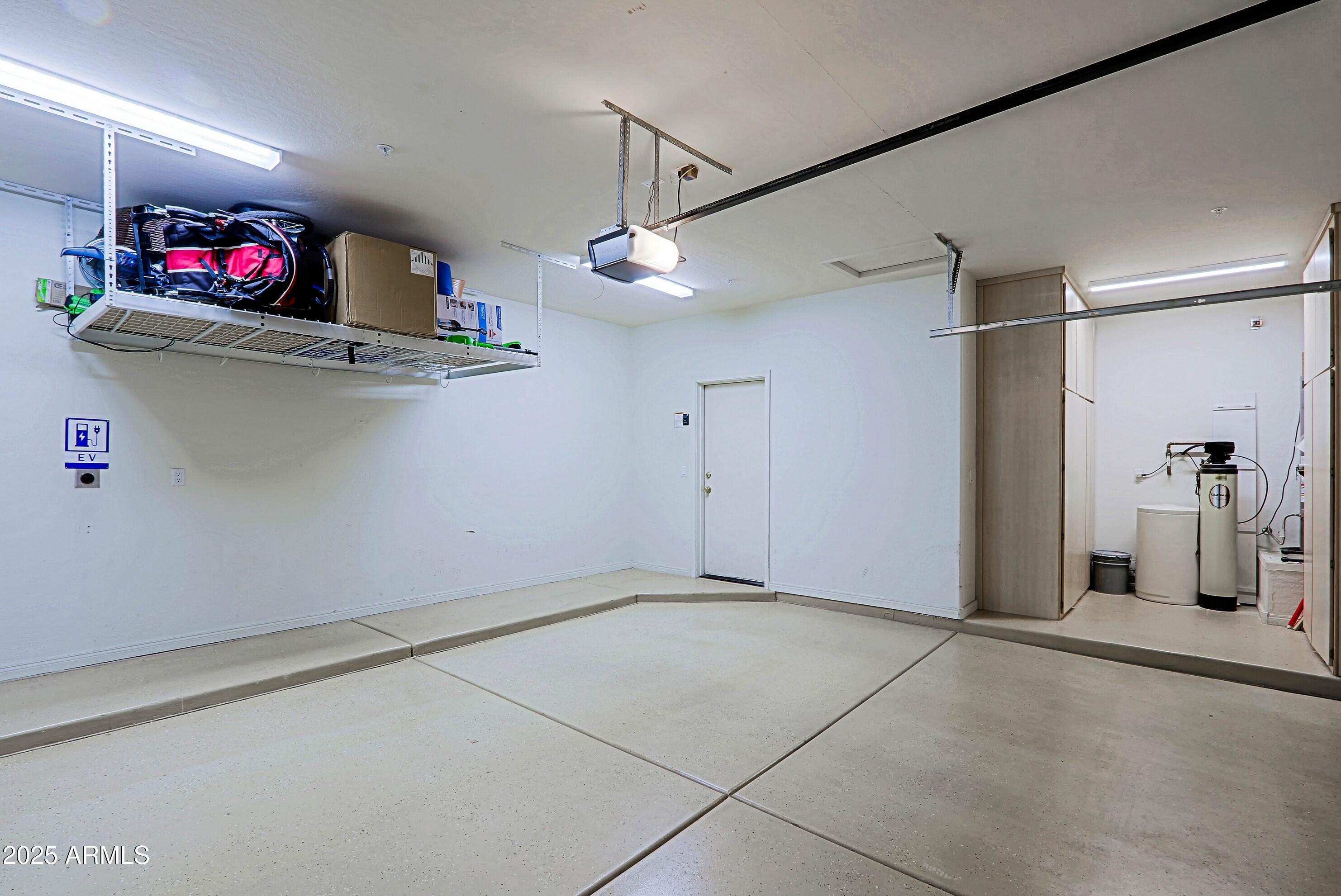 9463 E CAVALRY Drive