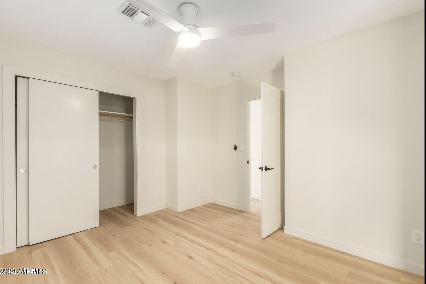 902 E FAIRMOUNT Avenue