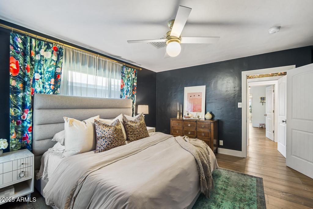 8221 E EDGEMONT Avenue