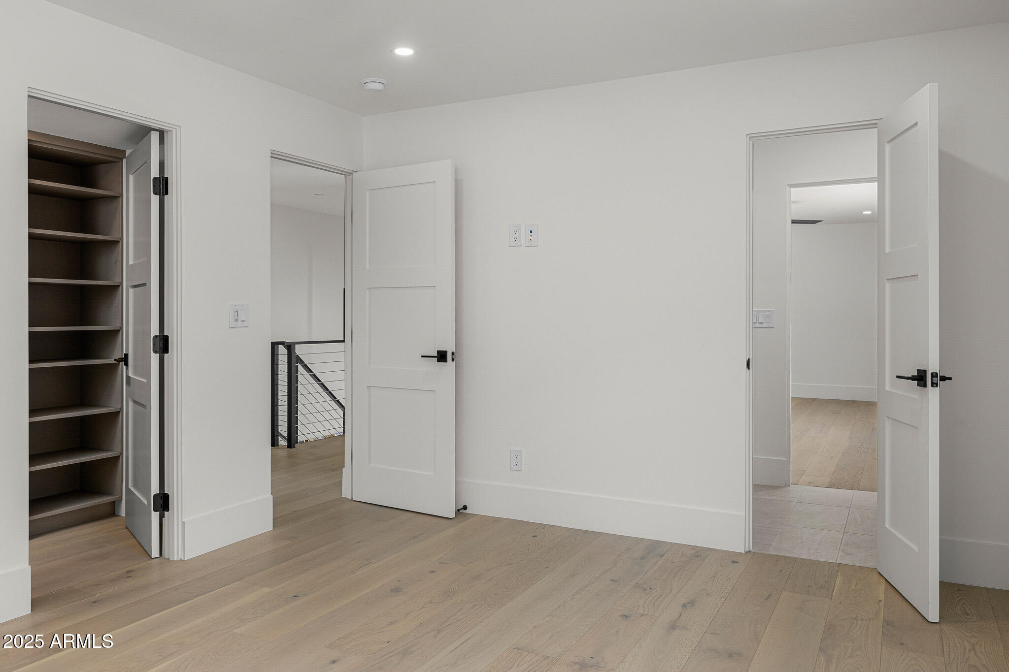 5355 E DESERT VISTA Road