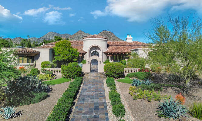 4214 E Claremont Avenue