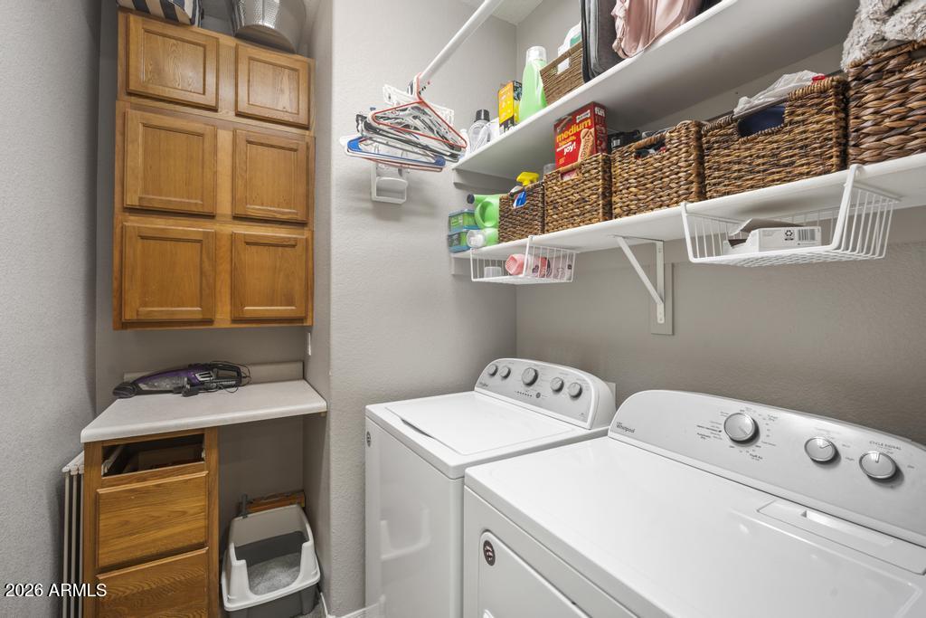 5812 E HOLMES Avenue