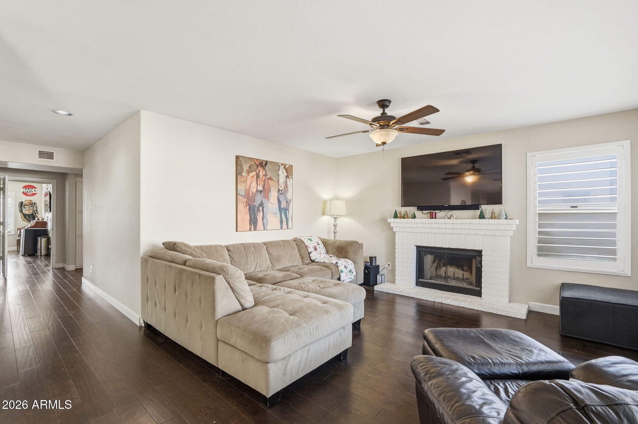 4418 E GRAYTHORN Street