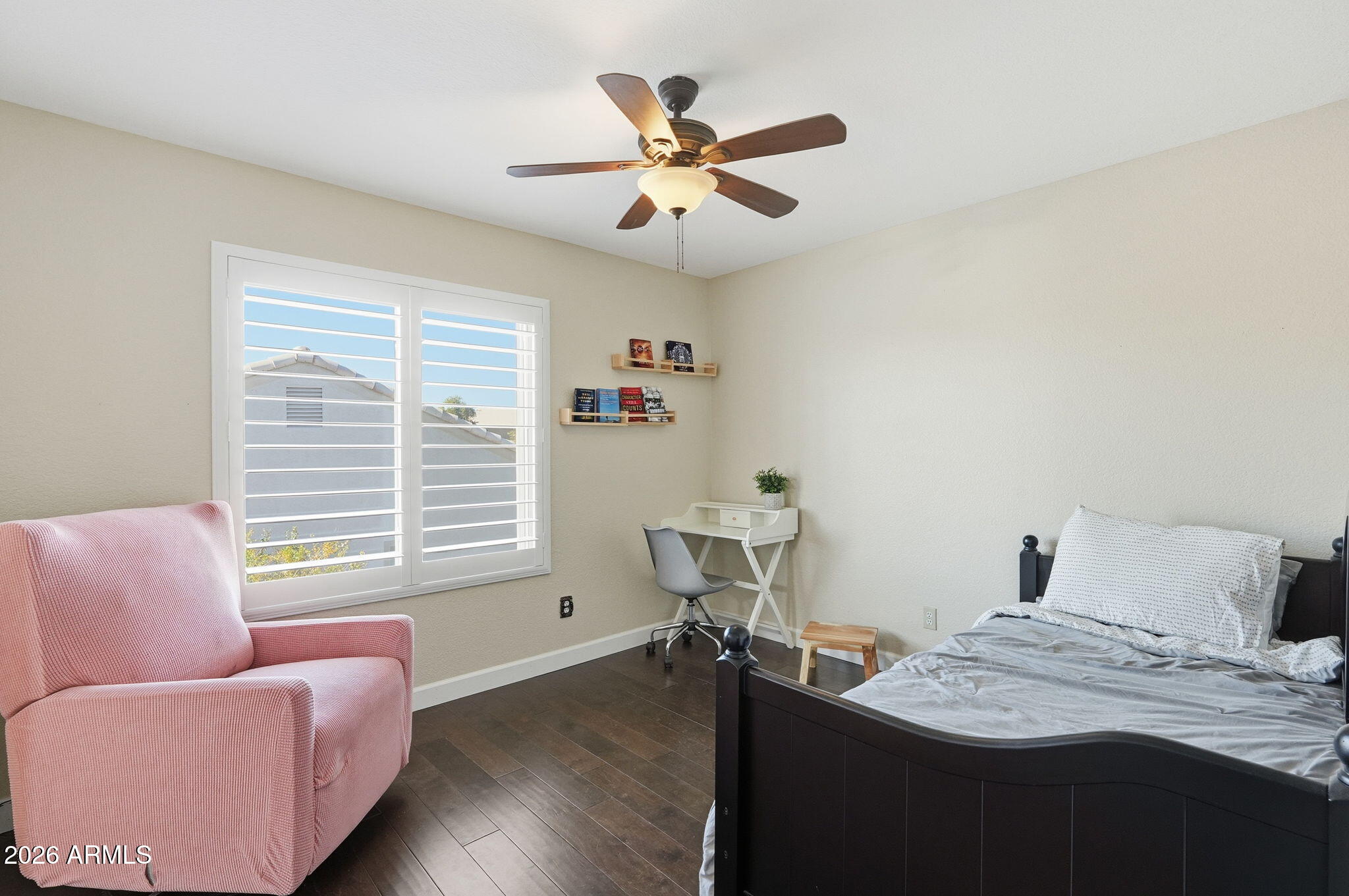 4418 E GRAYTHORN Street