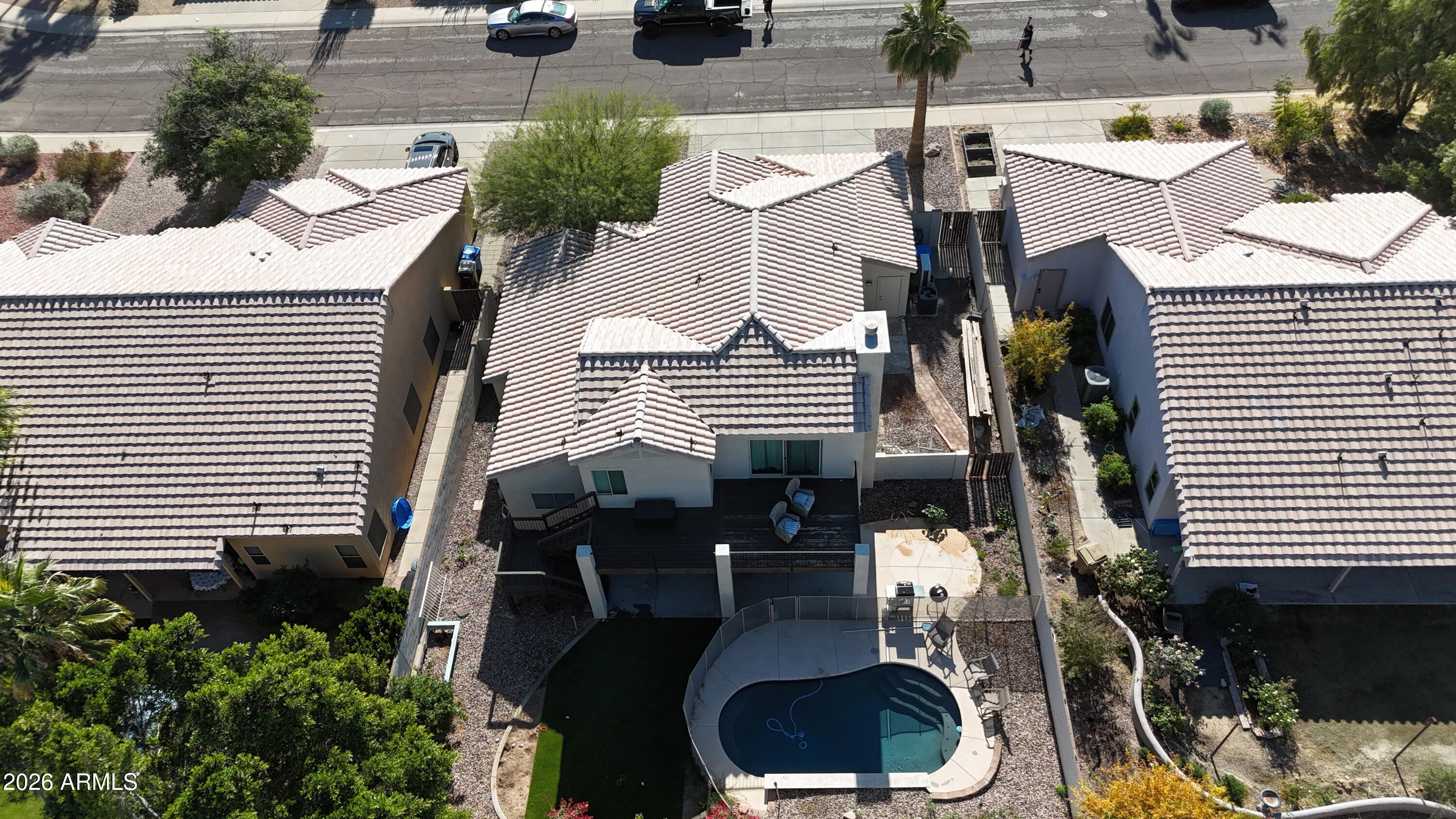 4418 E GRAYTHORN Street